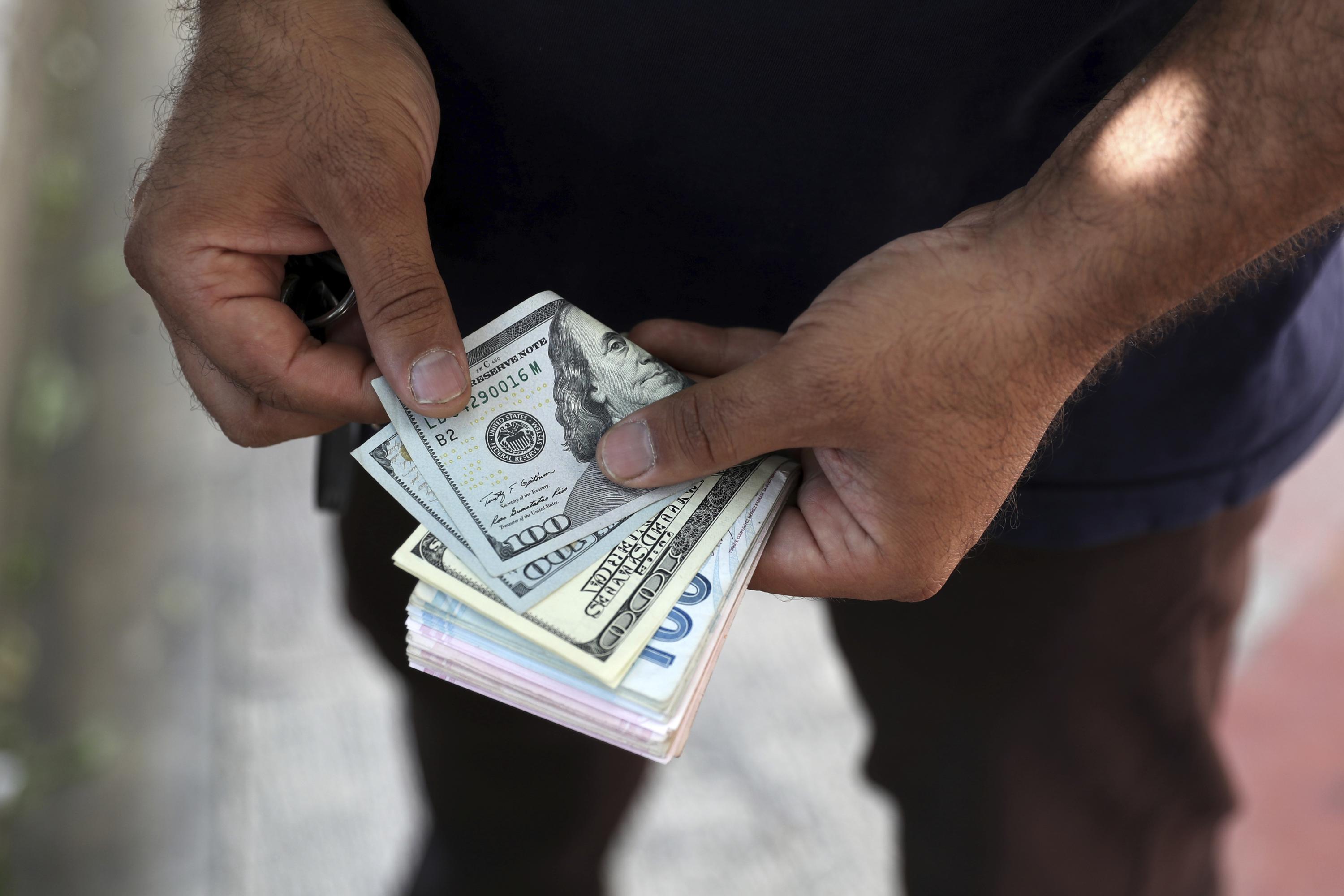 Iran Currency Drops To Lowest Value Ever Amid US Sanctions AP News