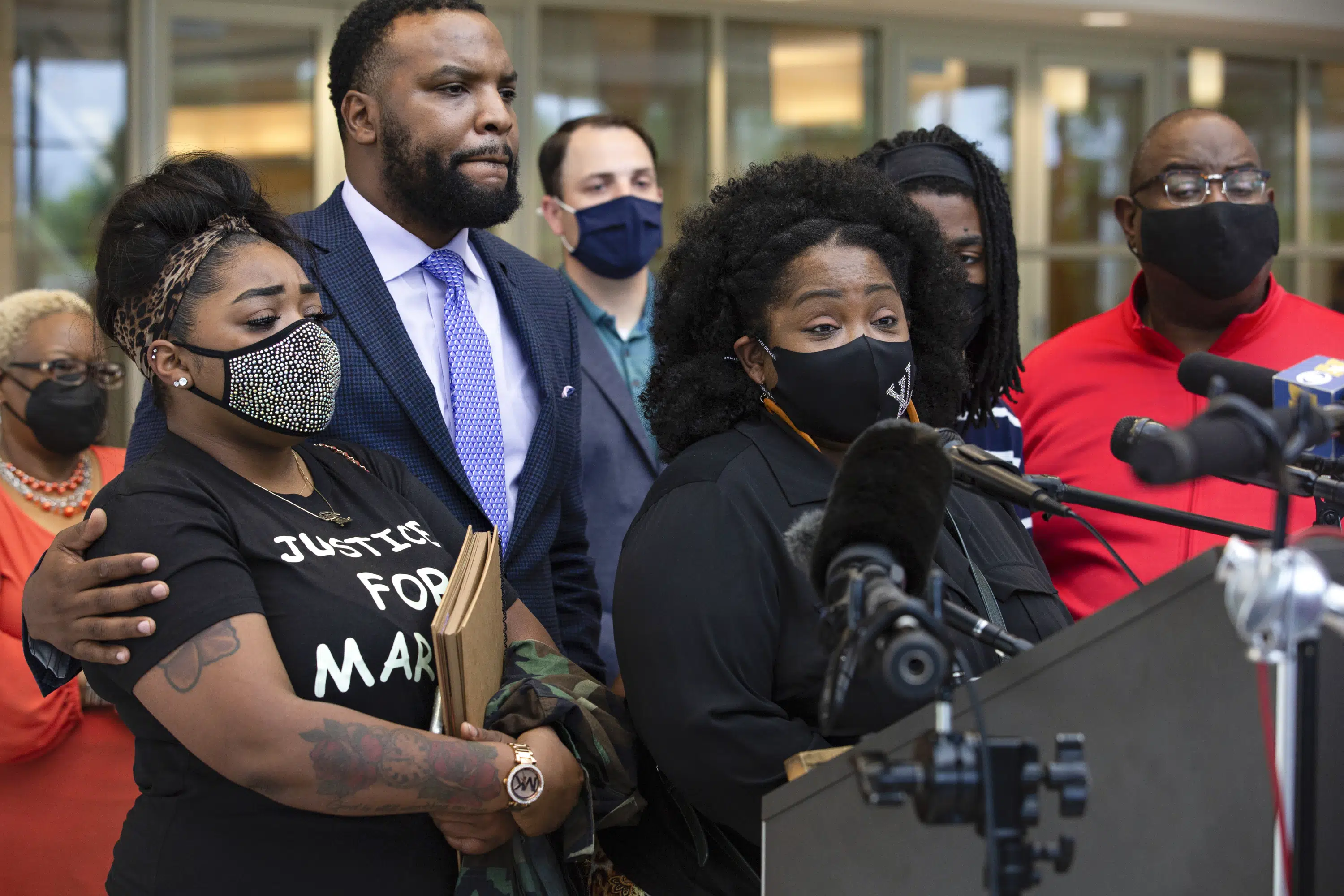 Civil rights attorney Lee Merritt arrested in Texas protest | AP News