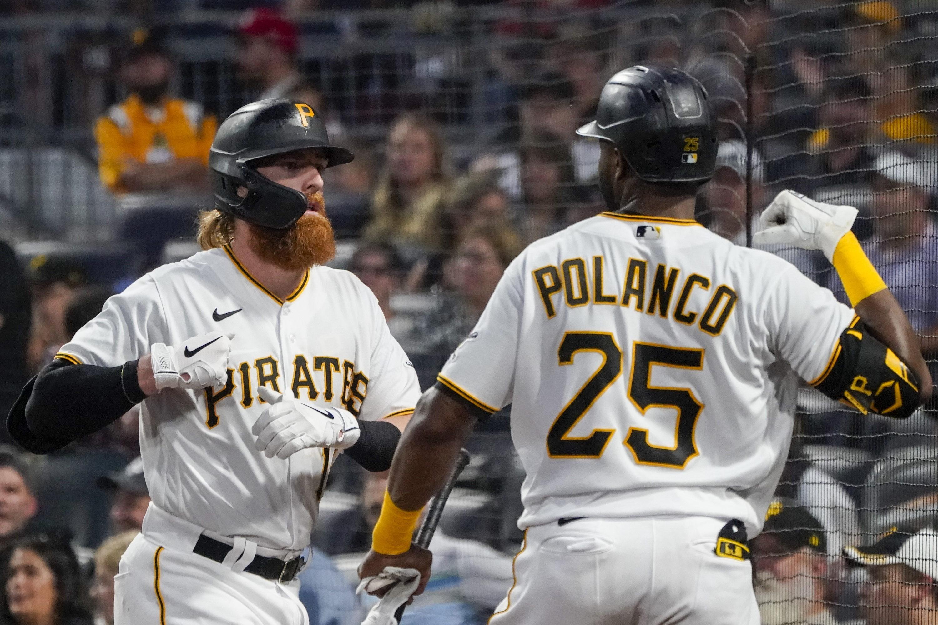 Polanco hears cheers amid 8-run rally, Bucs beat Cards 11-7 | AP News