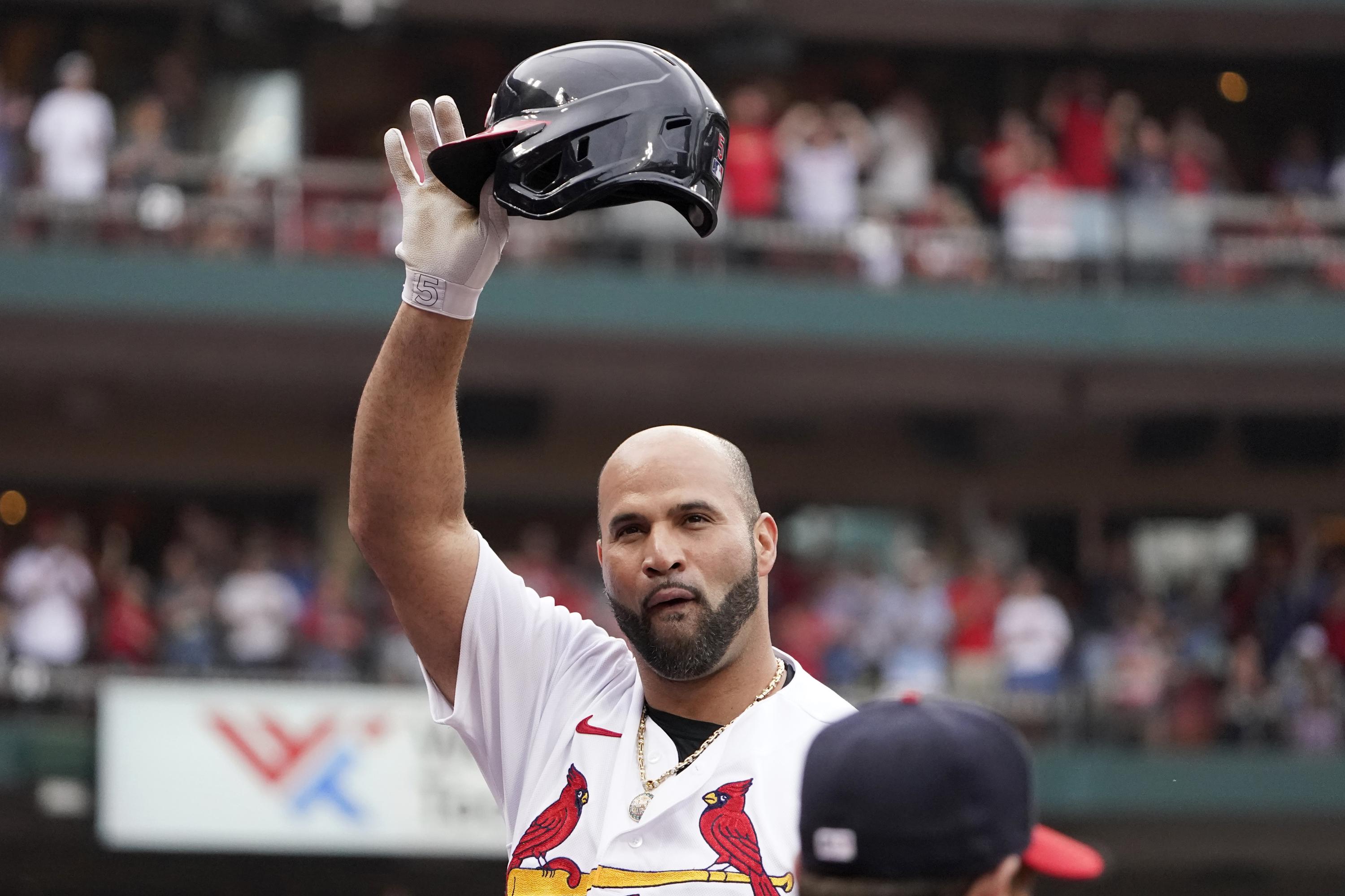 Pujols hits 696th HR, ties A-Rod for 4th; Cards beat Pirates