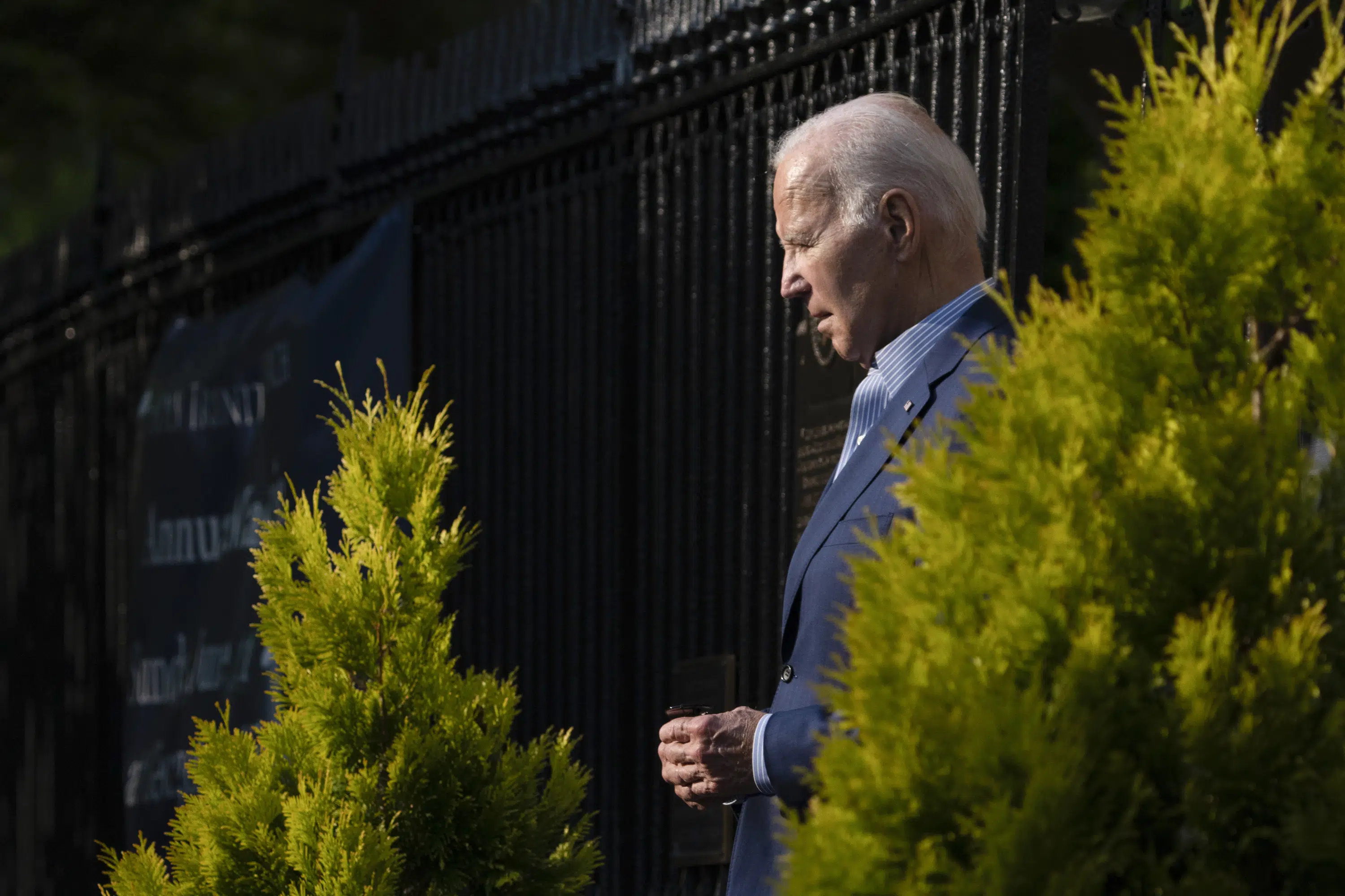 Biden kapott egy gyökérkezelést, és a feje tetejére állt az aznapi menetrendje