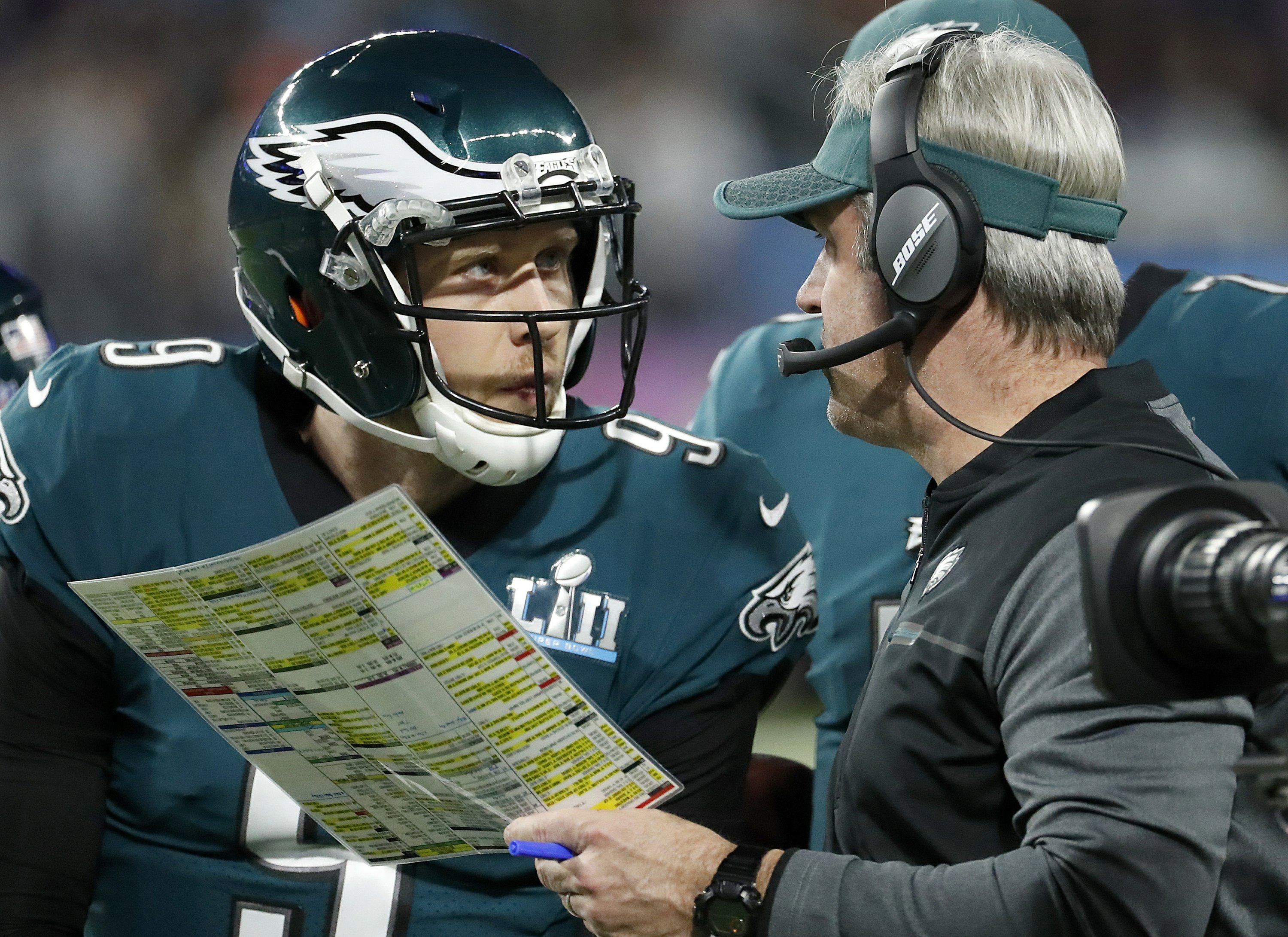 Nfl At 100 Eagles Upset Patriots Give Philly A Special Win