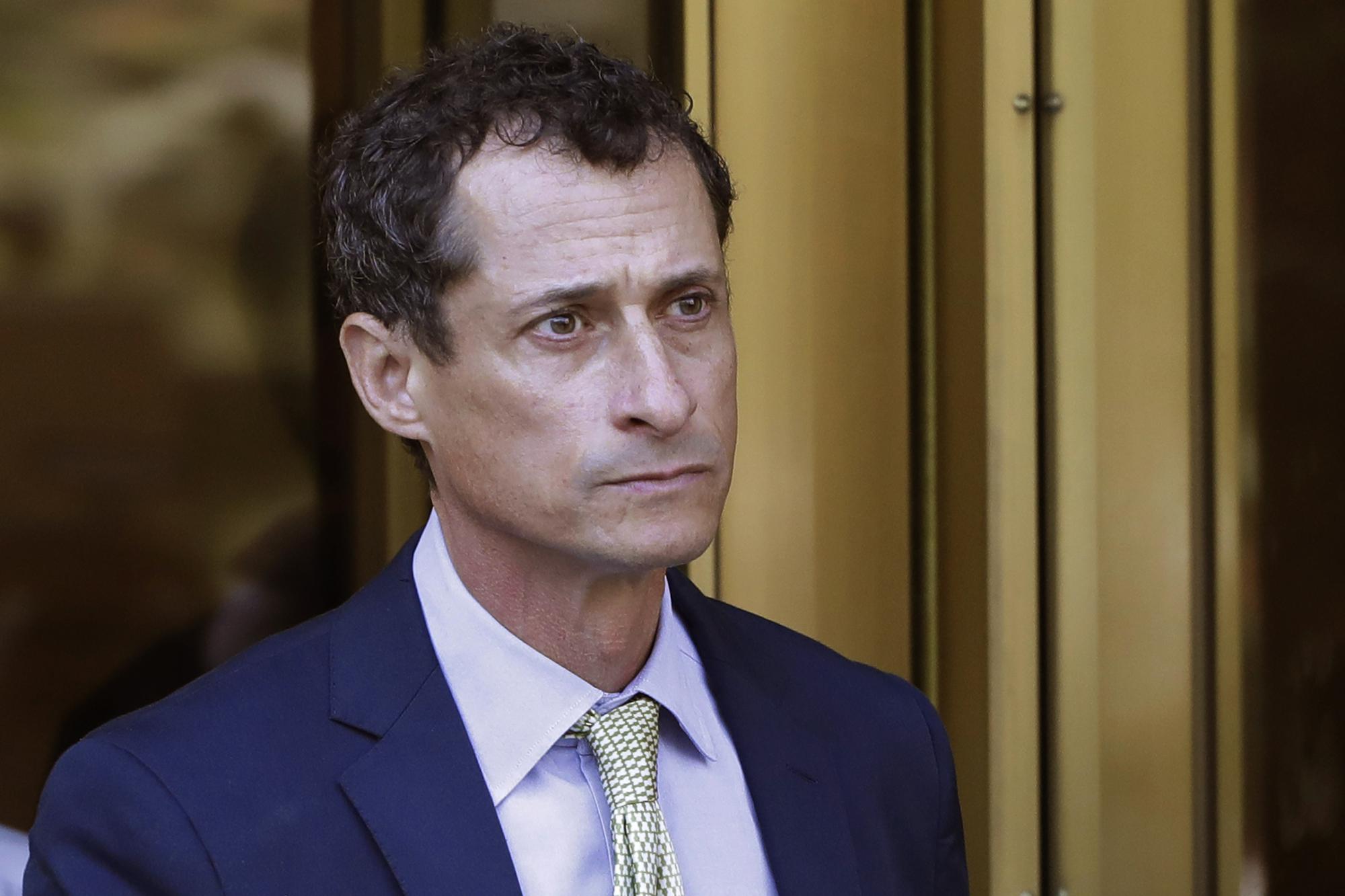 ex-rep-anthony-weiner-to-host-radio-show-with-curtis-sliwa-ap-news