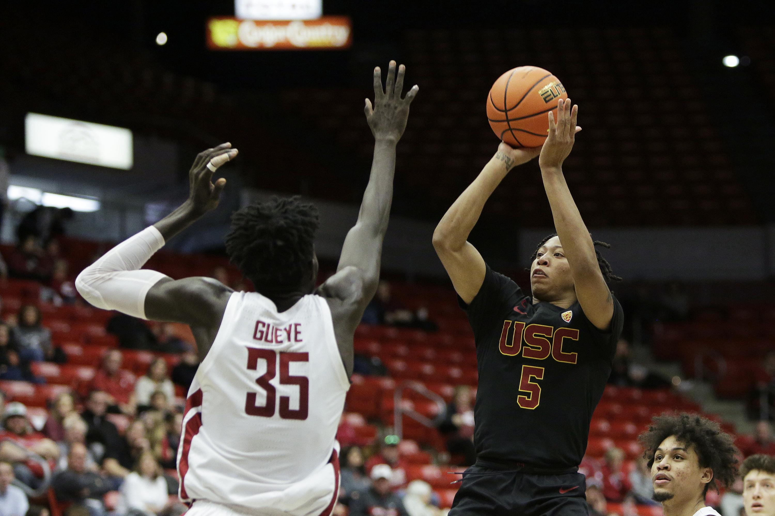 Washington State ends 12game skid against USC, wins 8171 AP News