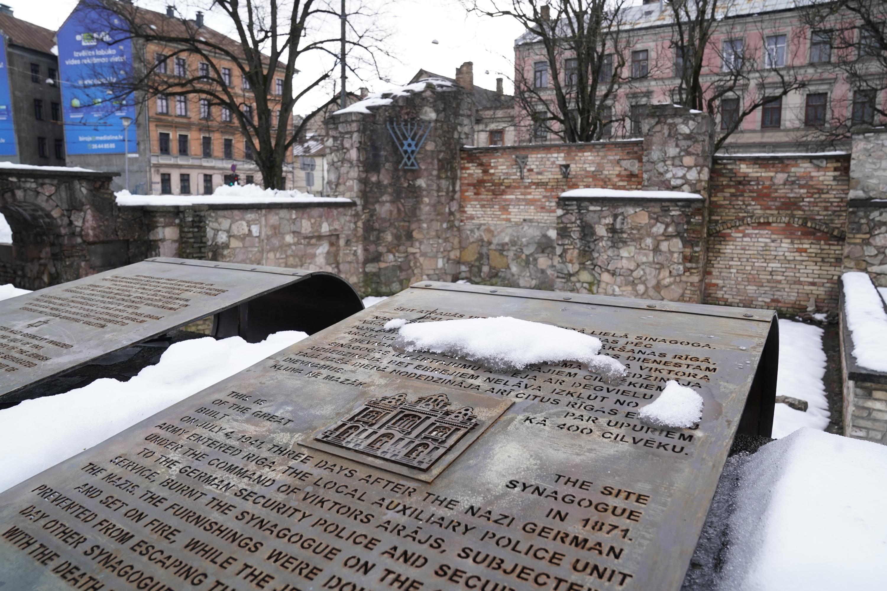 Latvija pieņem ilgi gaidīto holokausta kompensācijas likumu