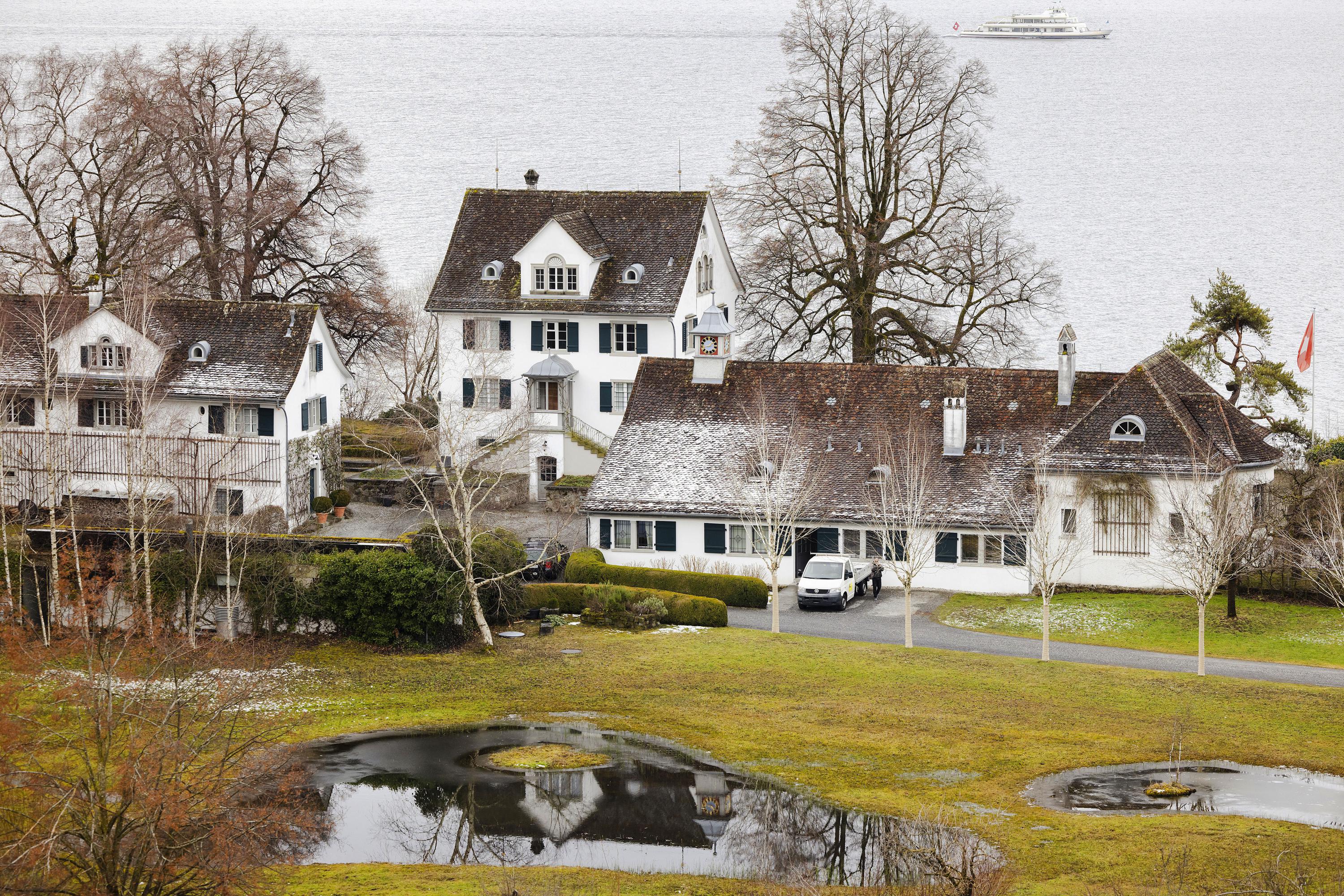 Tina Turner, husband snap up vast $76M estate on Lake Zurich | AP News