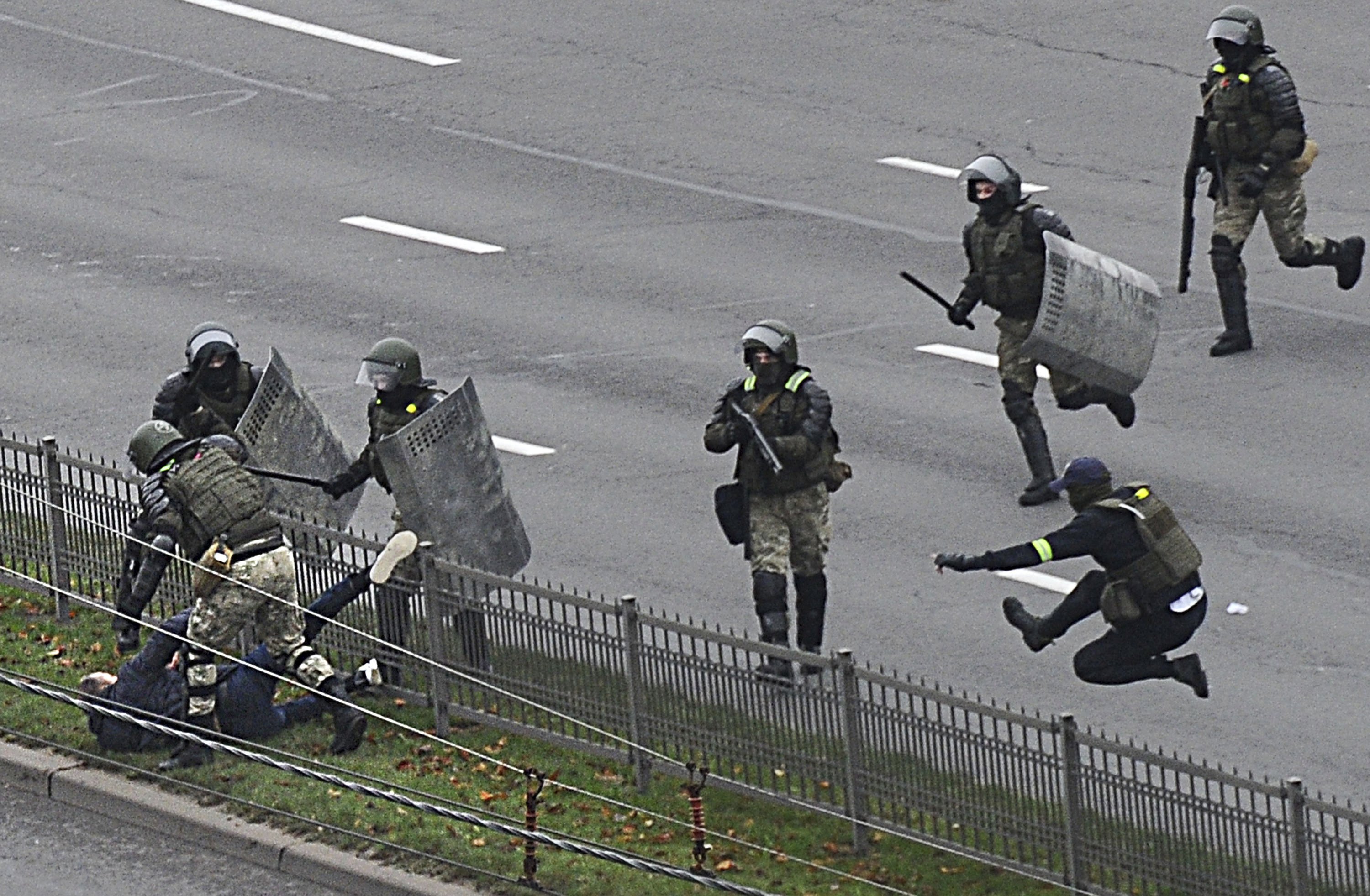 900 Reported Arrested In Belarus Protests