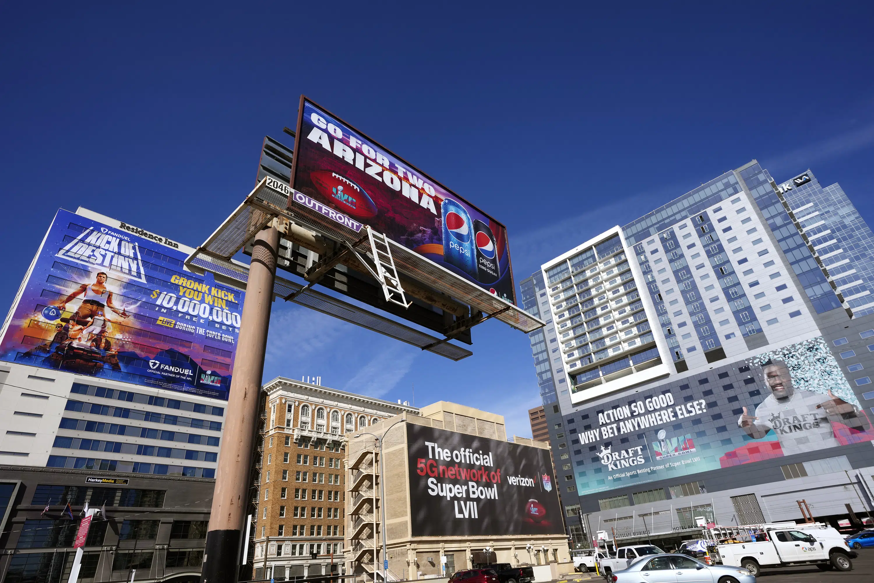 FOX sells out Super Bowl ads: Crypto out, alcohol in... FOX sells out Super Bowl ads: Crypto out, alcohol in...