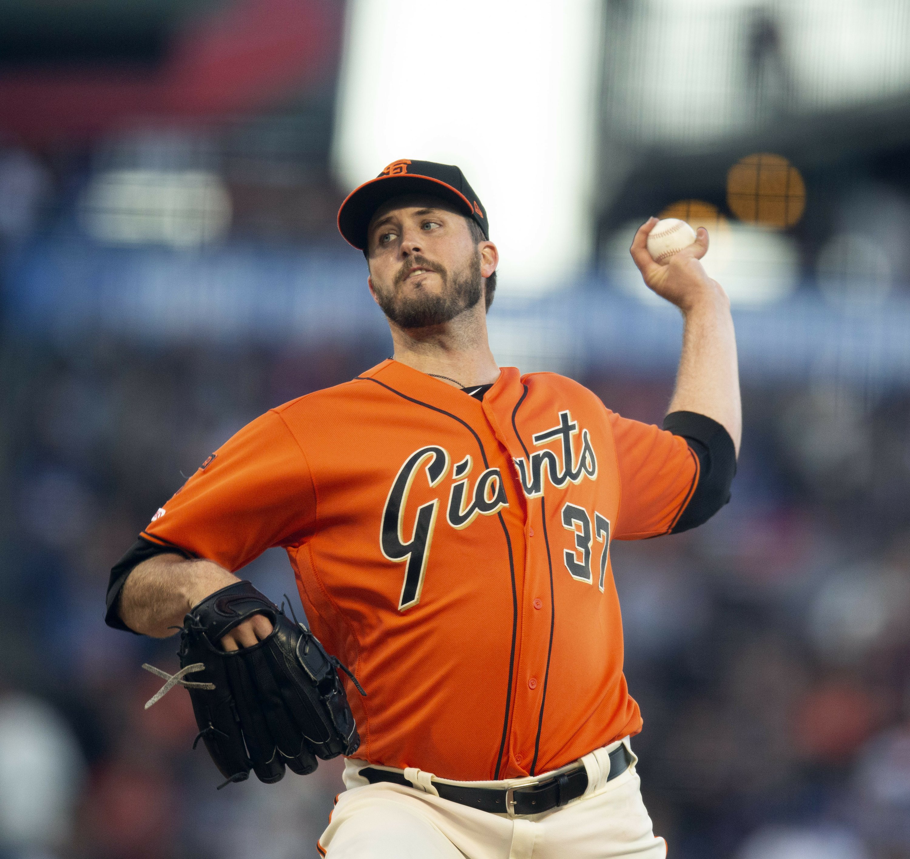 Giants Beat Kershaw Dodgers 2 1 To End Home Skid AP News