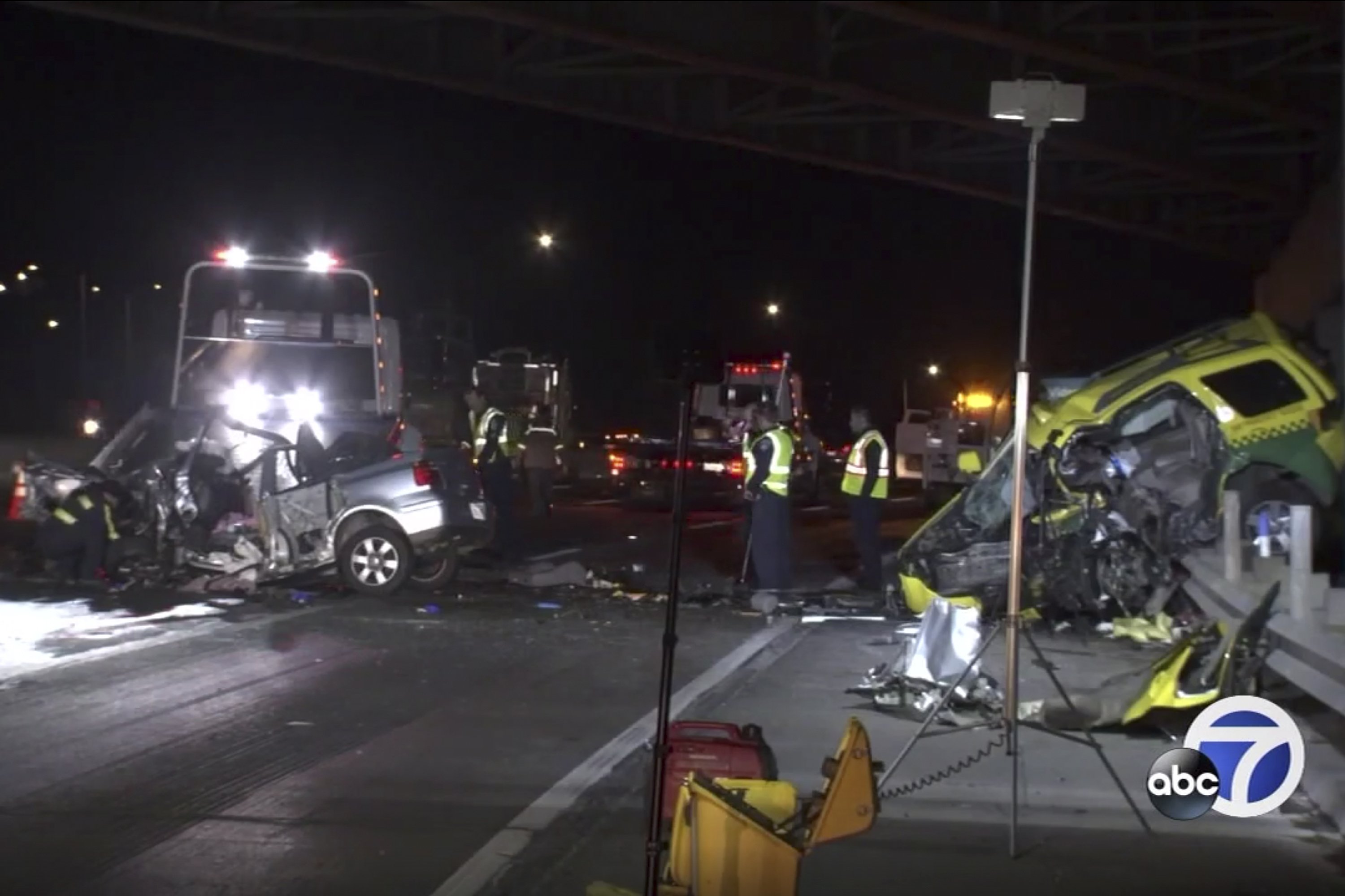 4 die after wrongway crash on San Francisco highway AP News