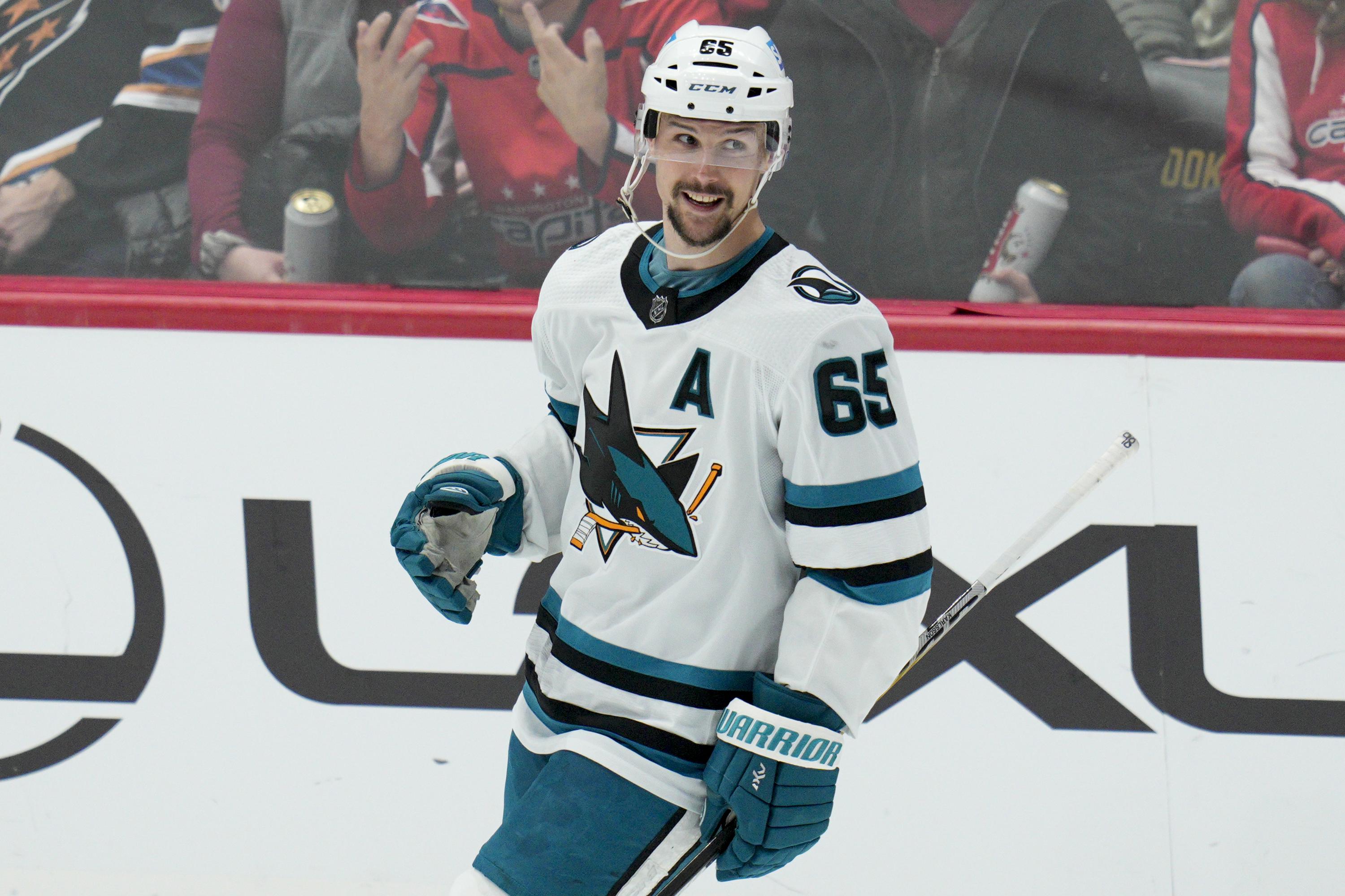 Karlsson has goal and 2 assists, Sharks beat Capitals 4-1 | AP News