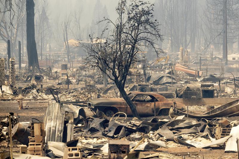 Nothing S Safe As Wildfire Tears Through California Town