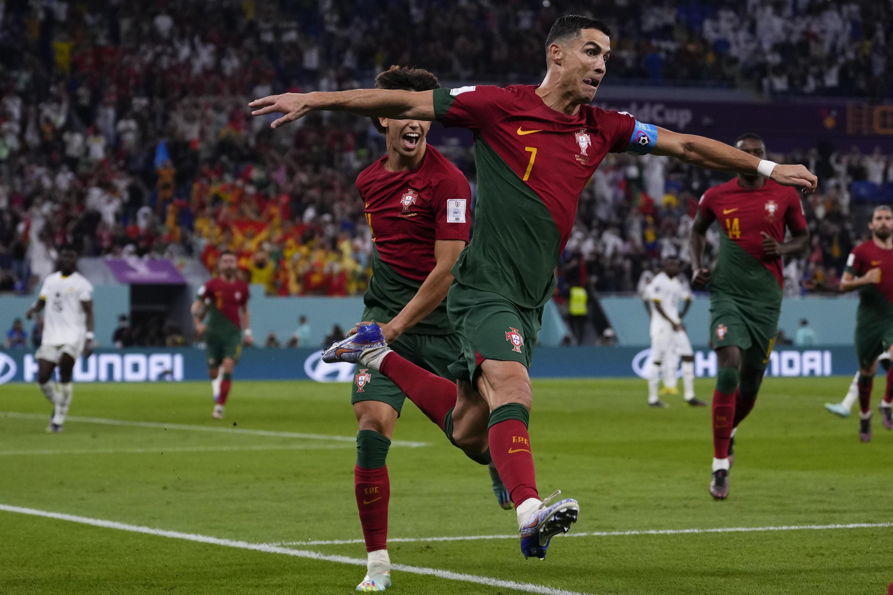 AP PHOTOS: World Cup highlights from Day 5