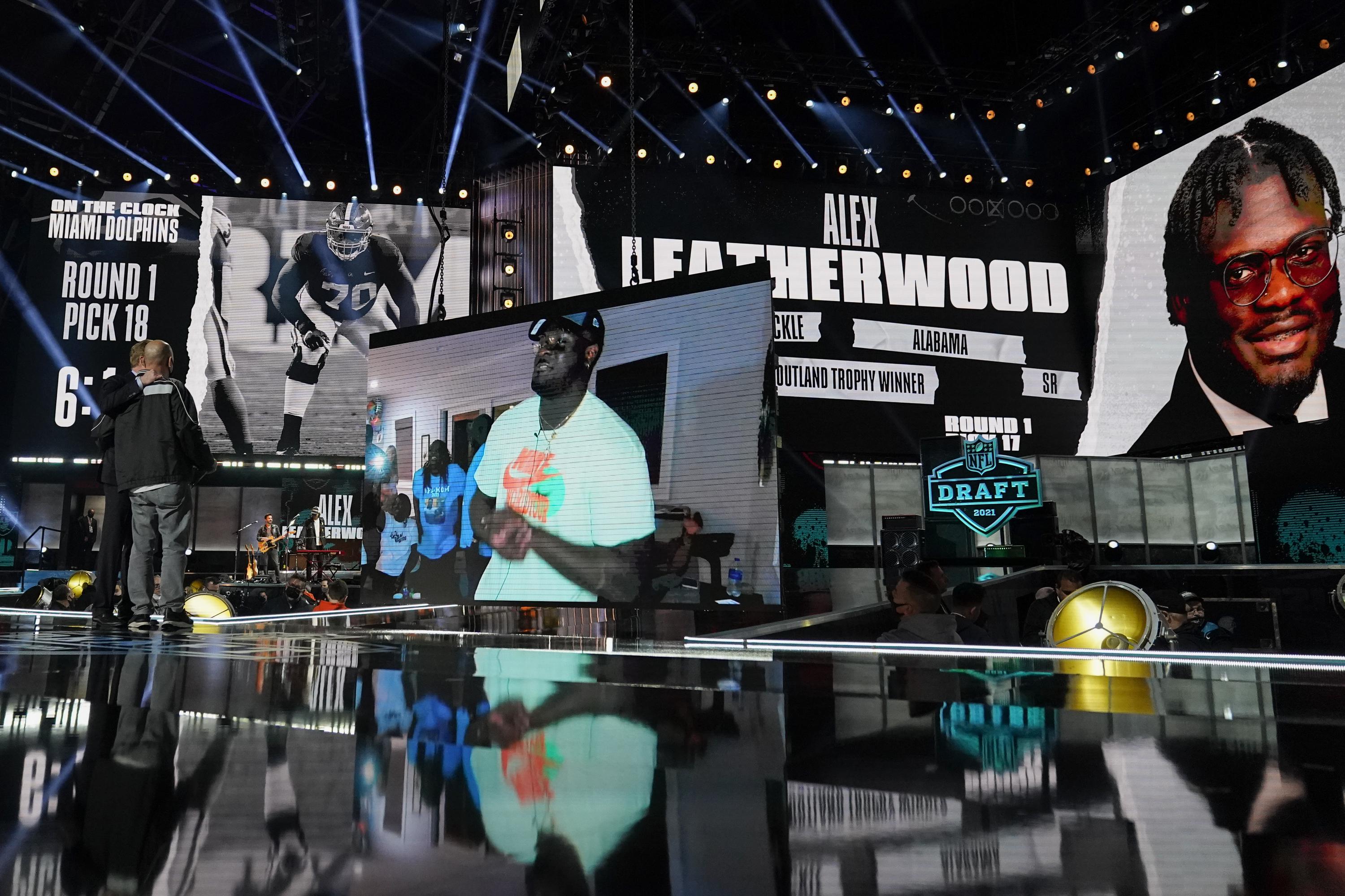 Raiders focus on defense, offensive lines in NFL draft AP News