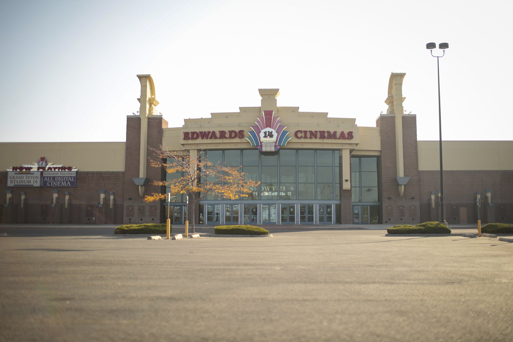 Hundreds Of Regal Cineworld Movie Theaters To Close