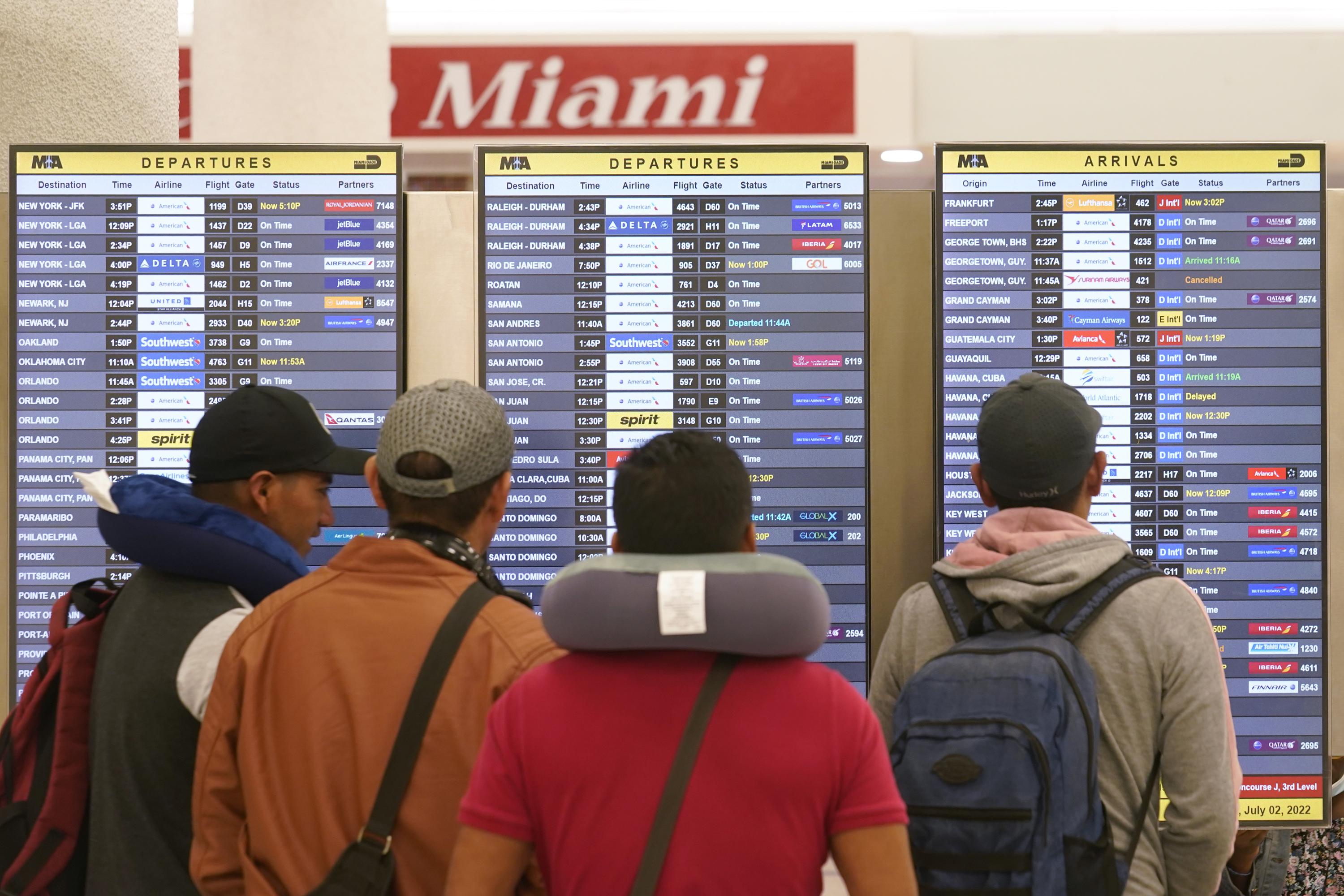 Después del fin de semana del 4 de julio, las cancelaciones de vuelos disminuirán un poco