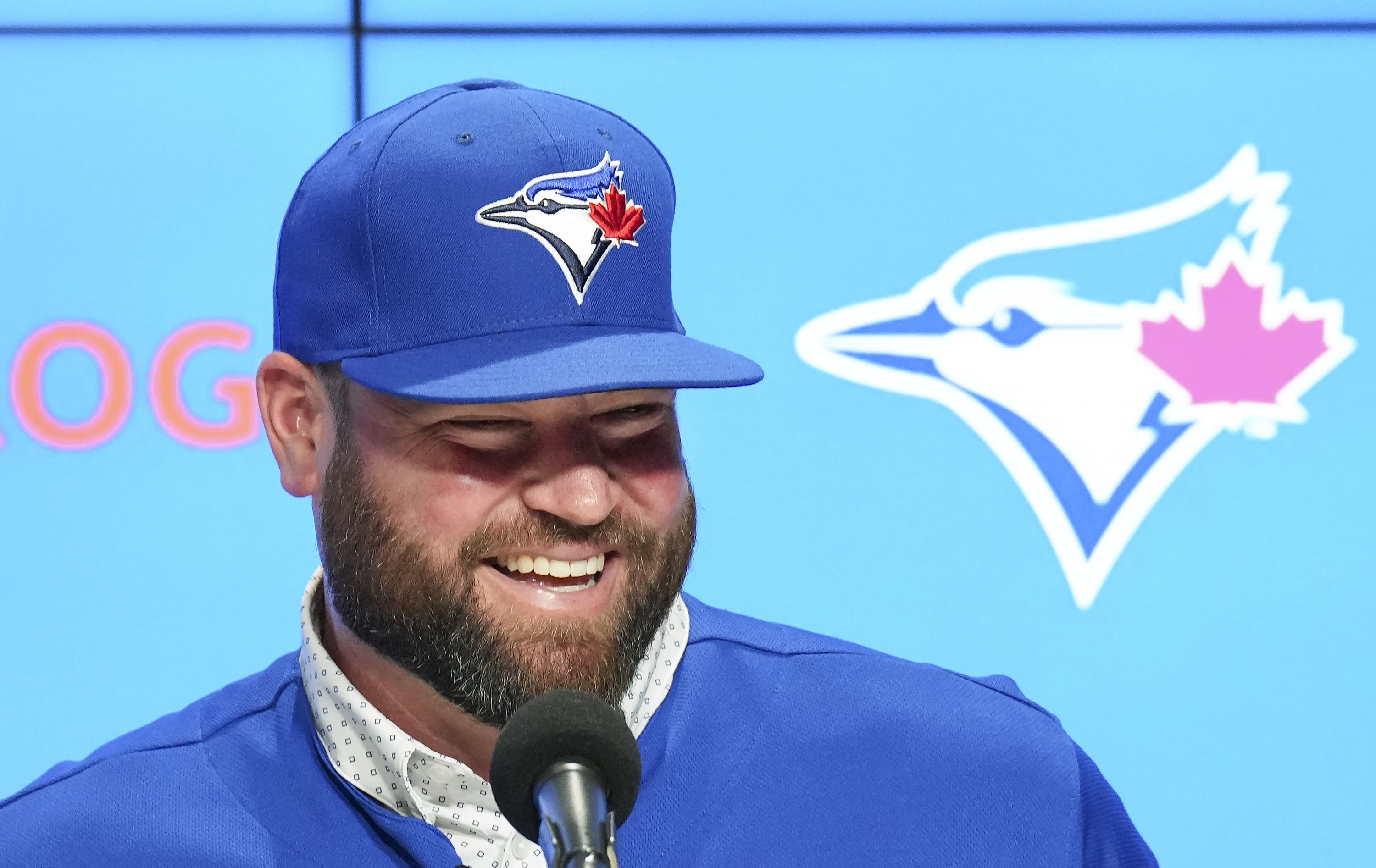 Blue Jays agree to terms with manager John Schneider on three-year deal -  Oak Bay News