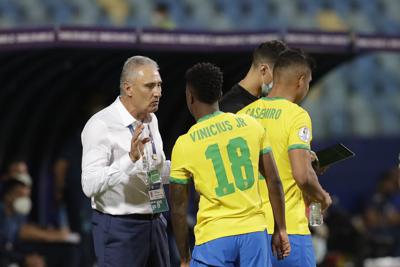 Ecuador coach says Brazil's Tite deserves World Cup title | AP News