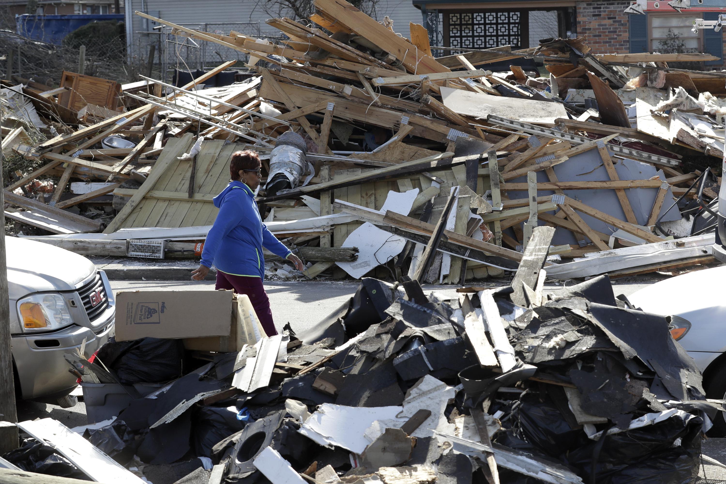 Weather service At least 6 tornadoes hit middle Tennessee AP News