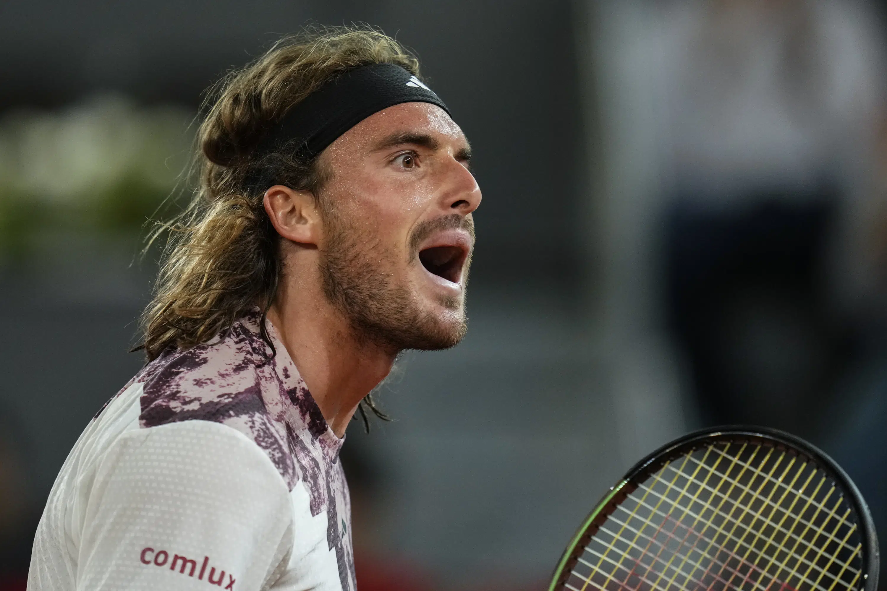 Tsitsipas vence a Báez en el Abierto de Madrid;  Avances Swiatek