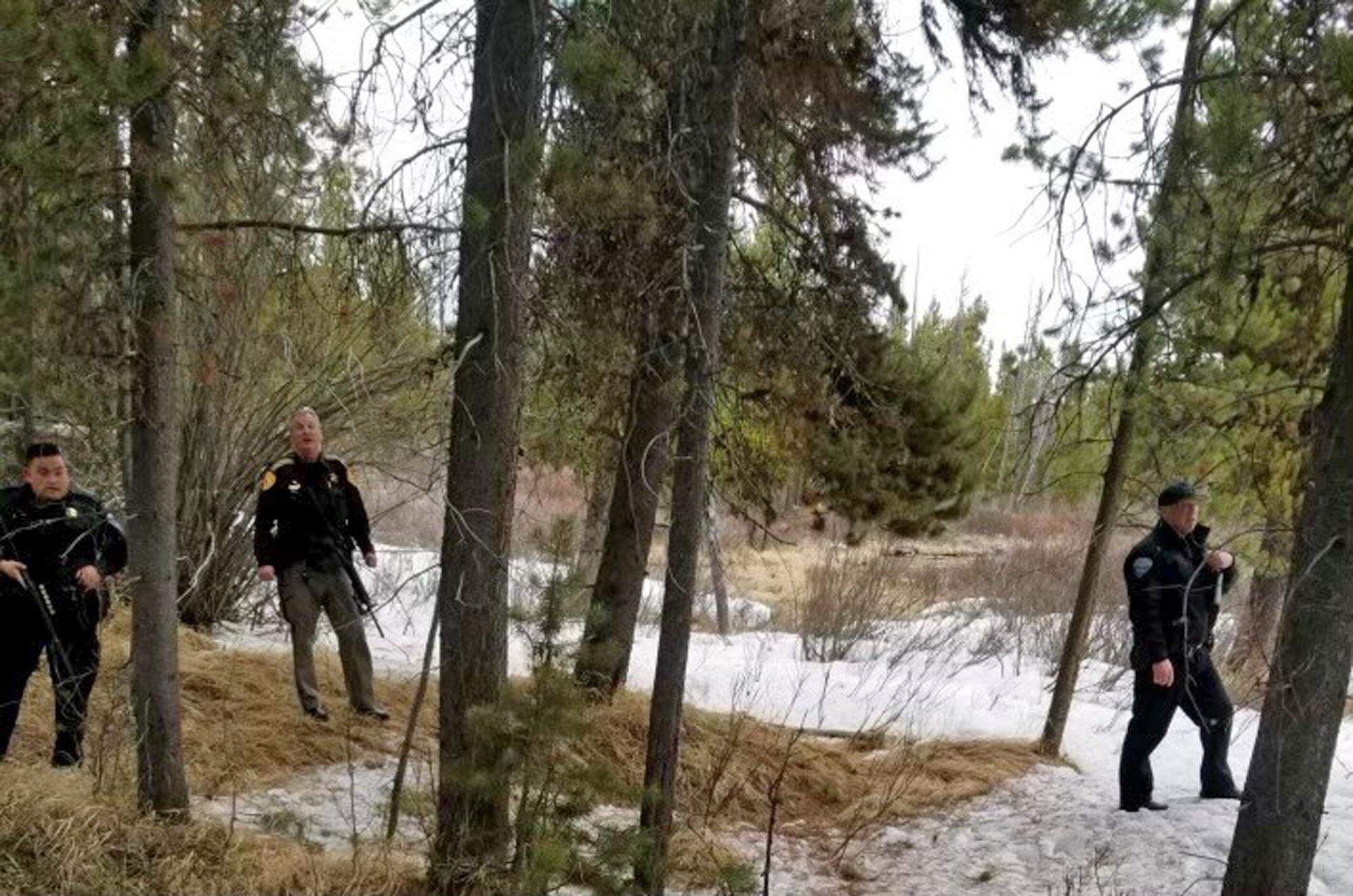Grizzly victim knew risks of living with bears, friends say - Vimarsana News