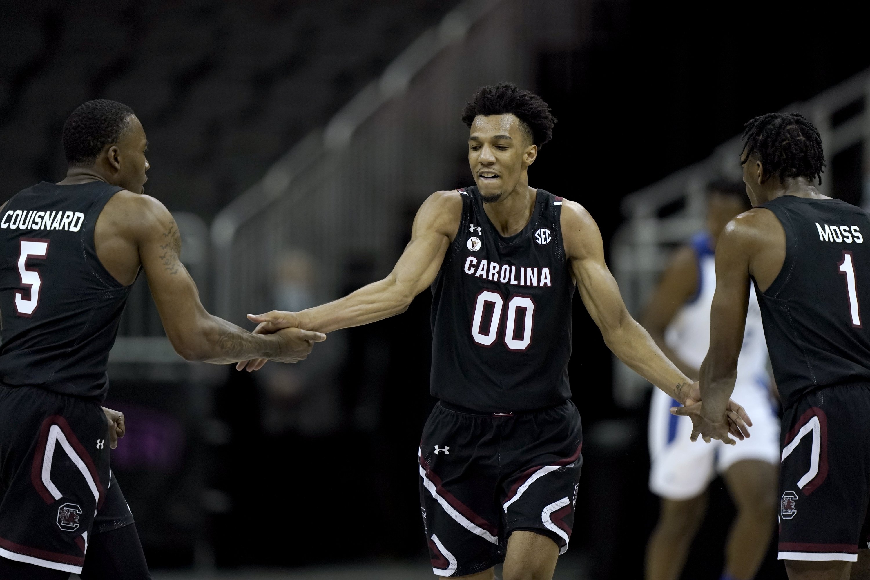Couisnard scores 20, South Carolina beats Tulsa 6958 AP News