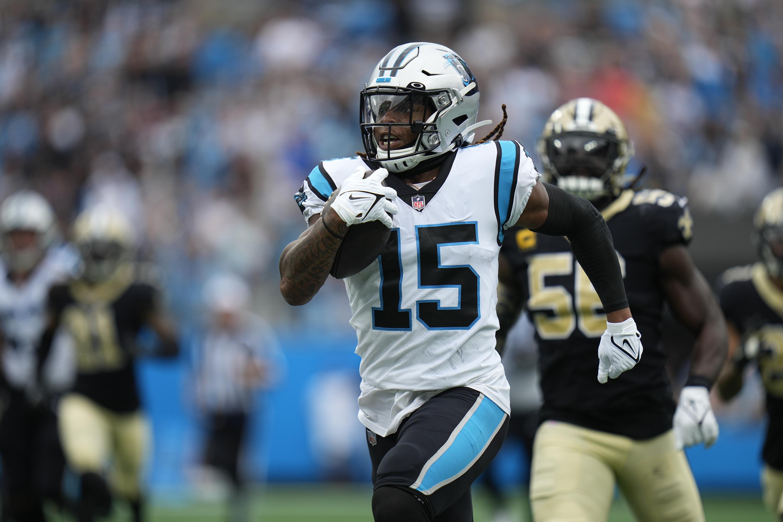 Panthers defeat Saints 2214 to snap 9game losing streak AP News