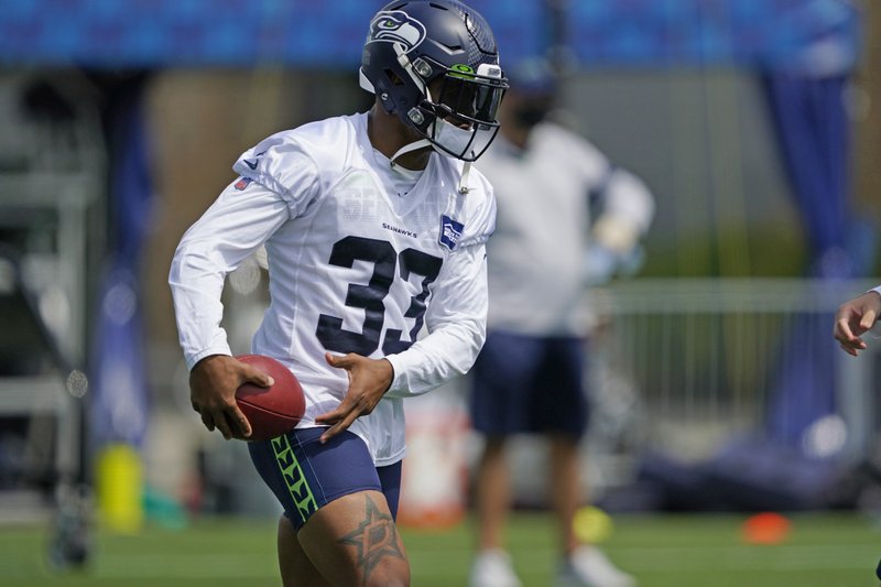 jamal adams in seahawks uniform