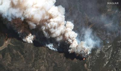 En una imagen satelital proporcionada por Maxar Technologies muestra el incendio Hermits Peak, en Las Vegas, Nuevo México, el miércoles 11 de mayo de 2022. (Imagen satelital ©2022 Maxar Technologies vía AP)