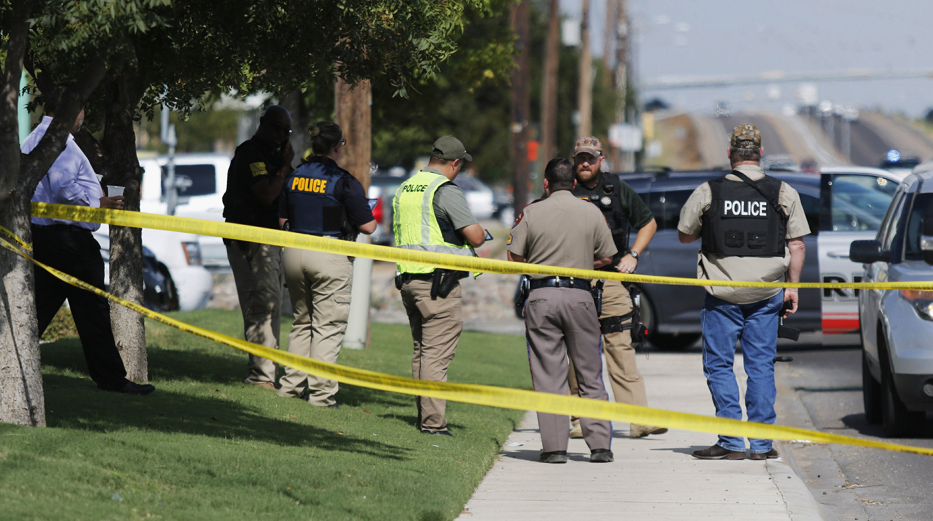 The Latest West Texas Residents Grieve At Prayer Vigil - seth actor odessa texas