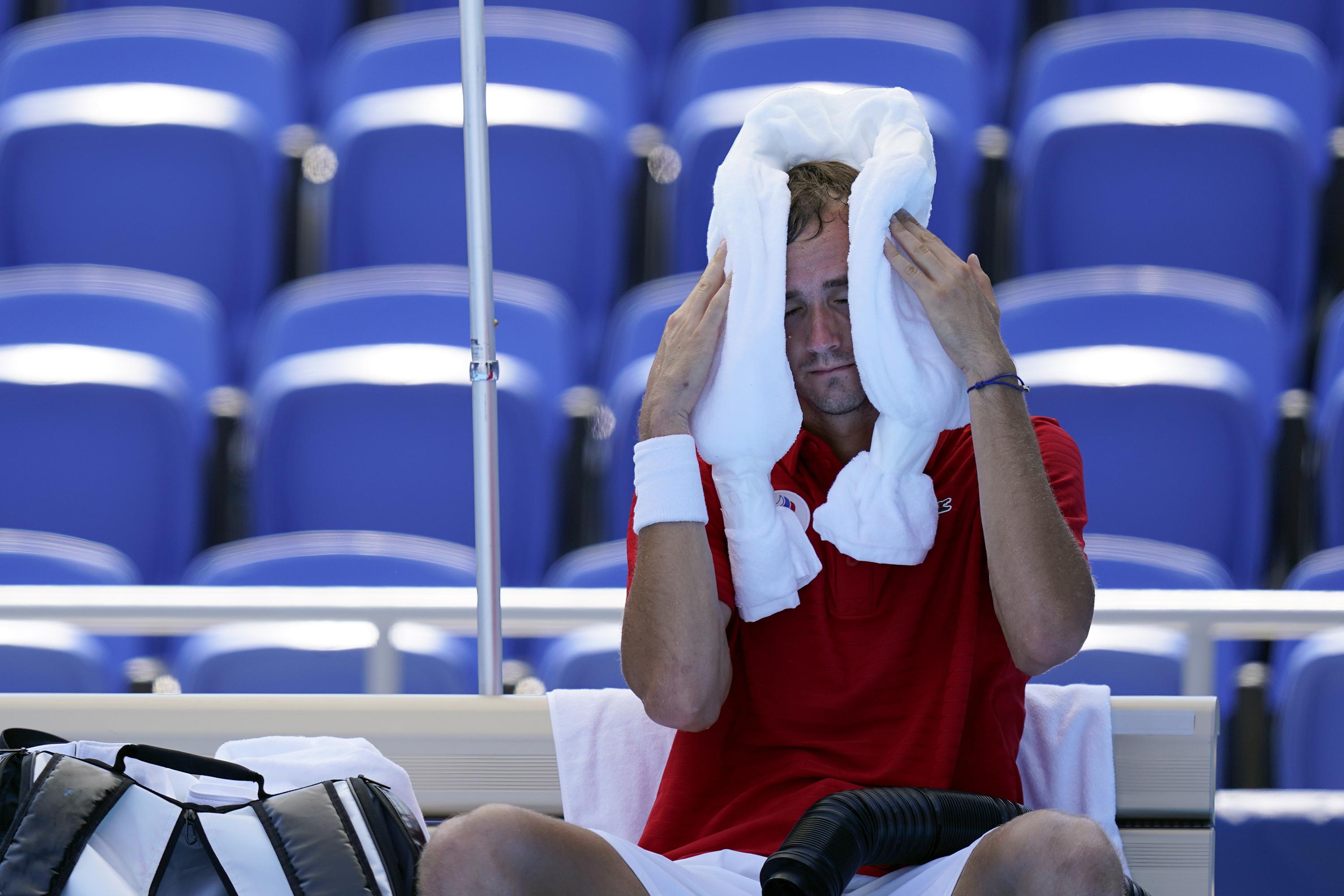 Il caldo è un grosso problema sul campo da tennis olimpico