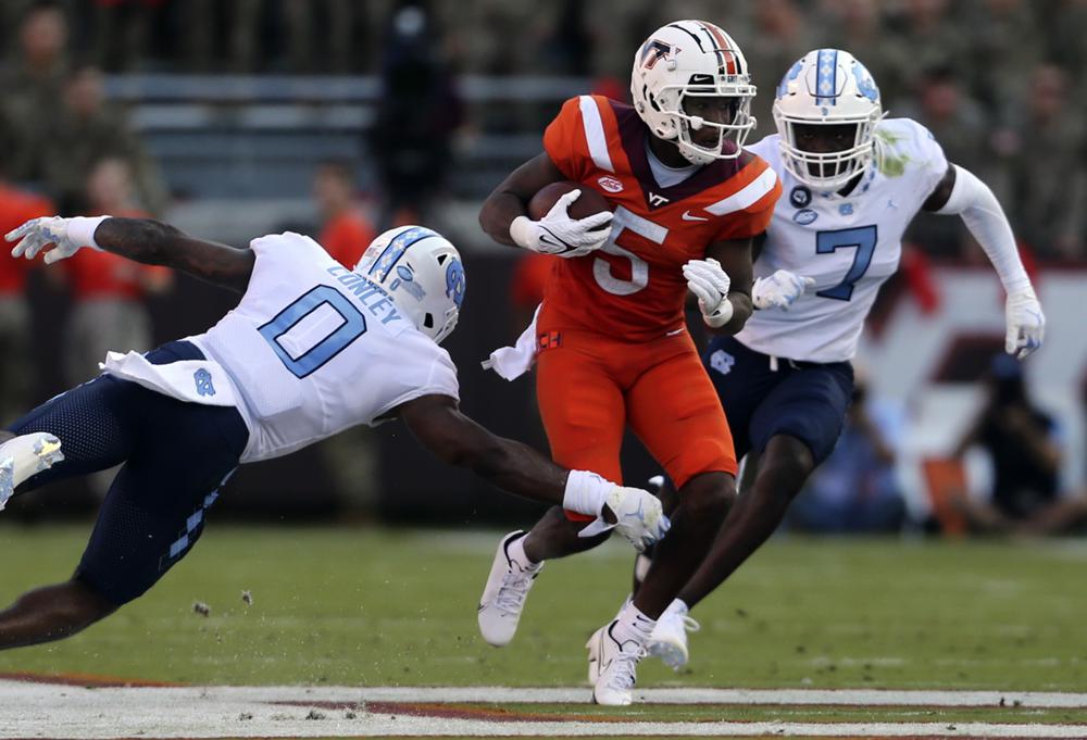 Virginia Tech holds off Sam Howell, No. 10 North Carolina 17-10