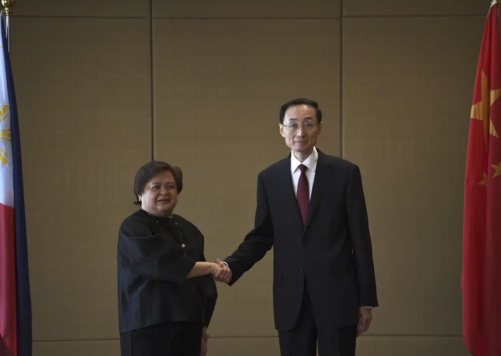 Thứ trưởng Ngoại giao Trung Quốc sang gặp đồng cấp Philippines bàn về Biển Đông