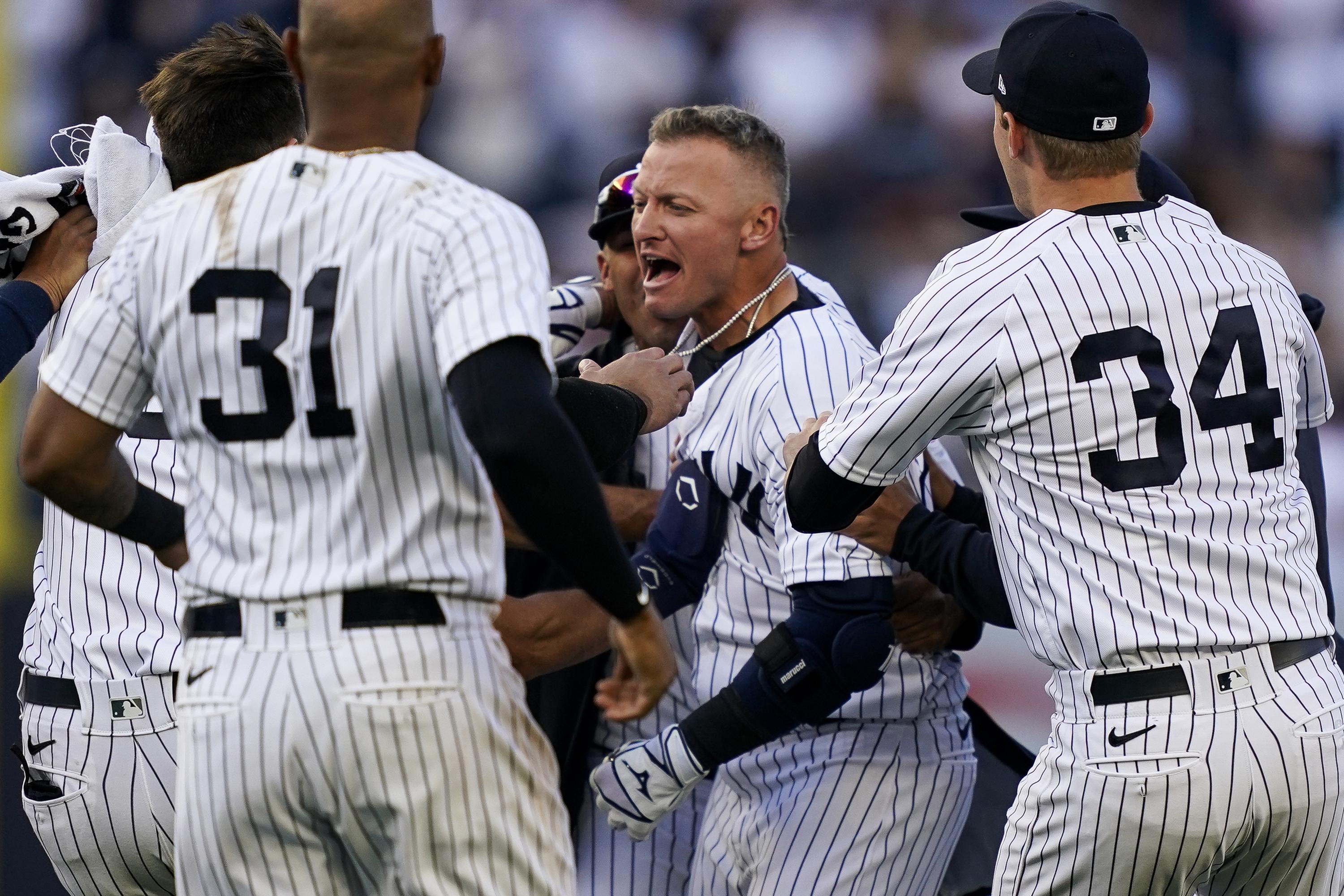 did the red sox win last night against the yankees