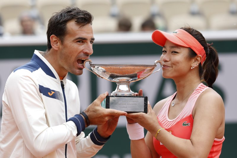 The Latest Chan Dodig Win 2nd French Open Mixed Title The Latest Chan Dodig Win 2nd French Open Mixed Title