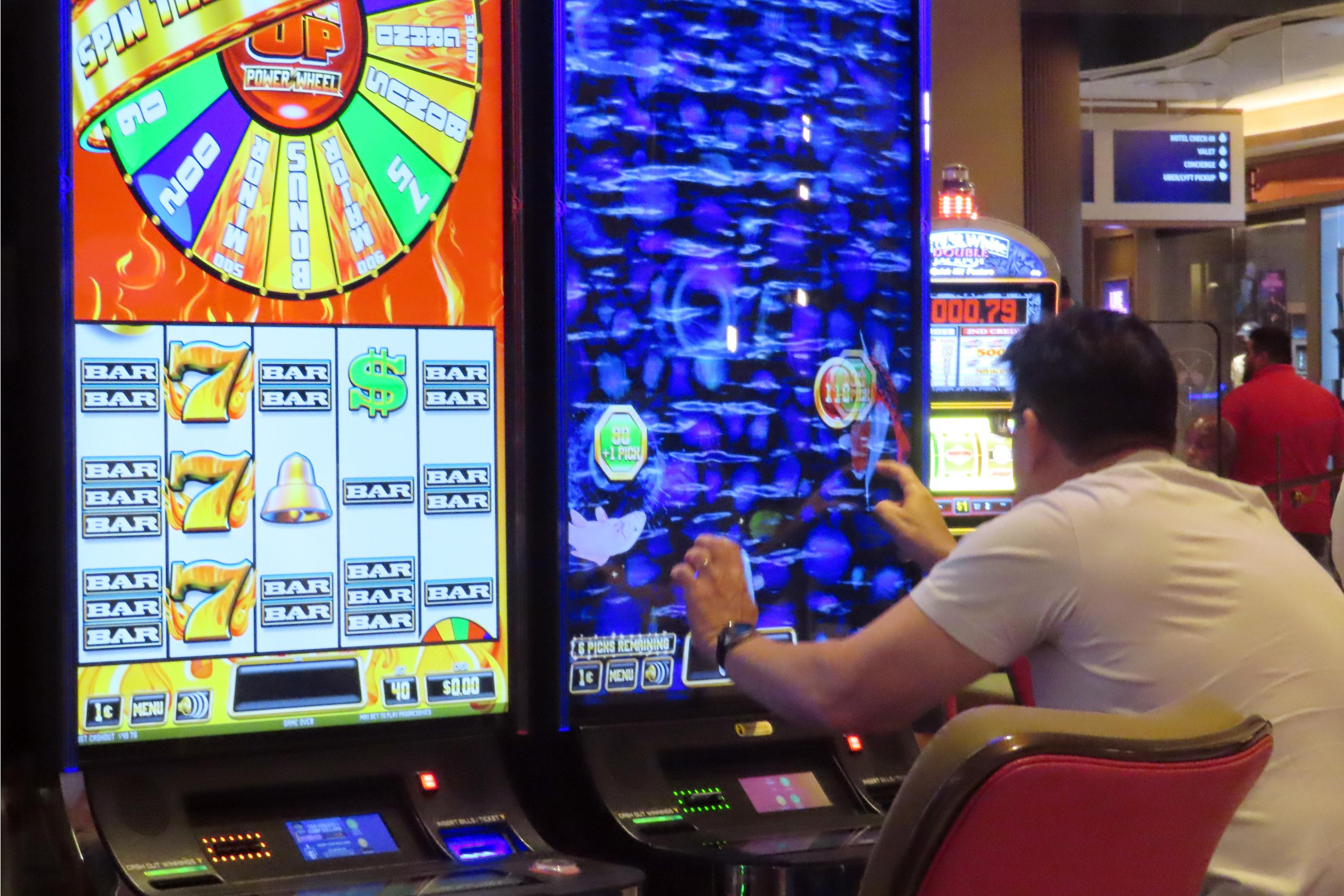 NJ gambling revenue up 6.7% in July, but 5 casinos still lag | AP News