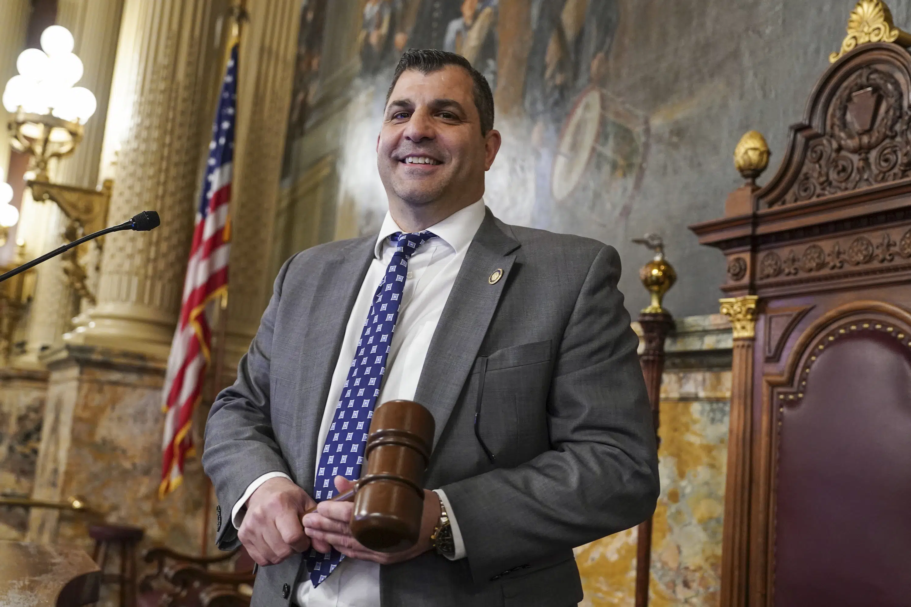 State lawmakers turn to creative solutions in speaker fights