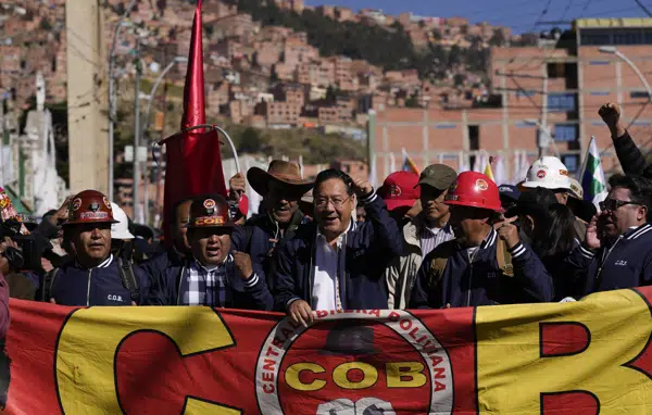 Bolivia... Negocio$ e inversione$, protestas, lucha de clases. - Página 8 600