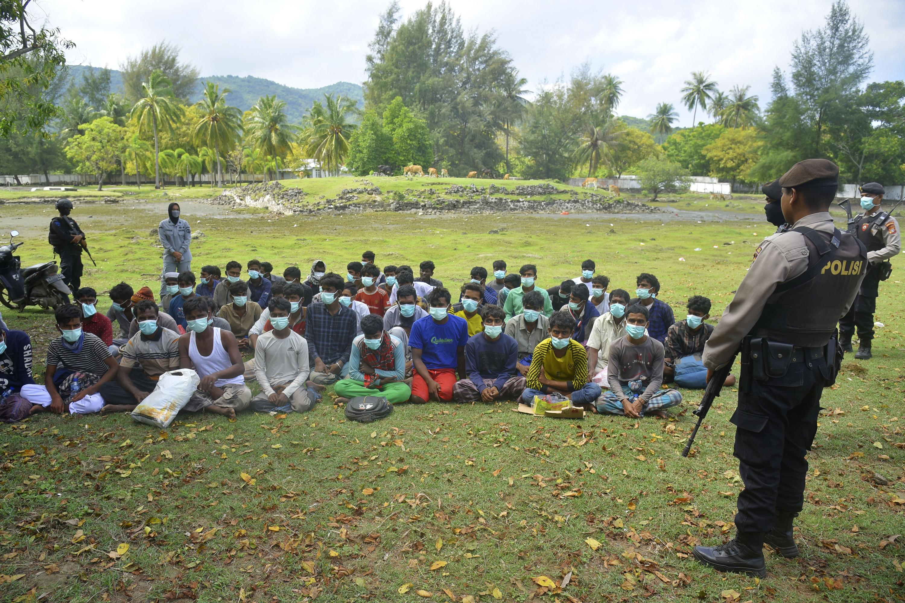 58 Muslim Rohingya mendarat di pantai Aceh, Indonesia