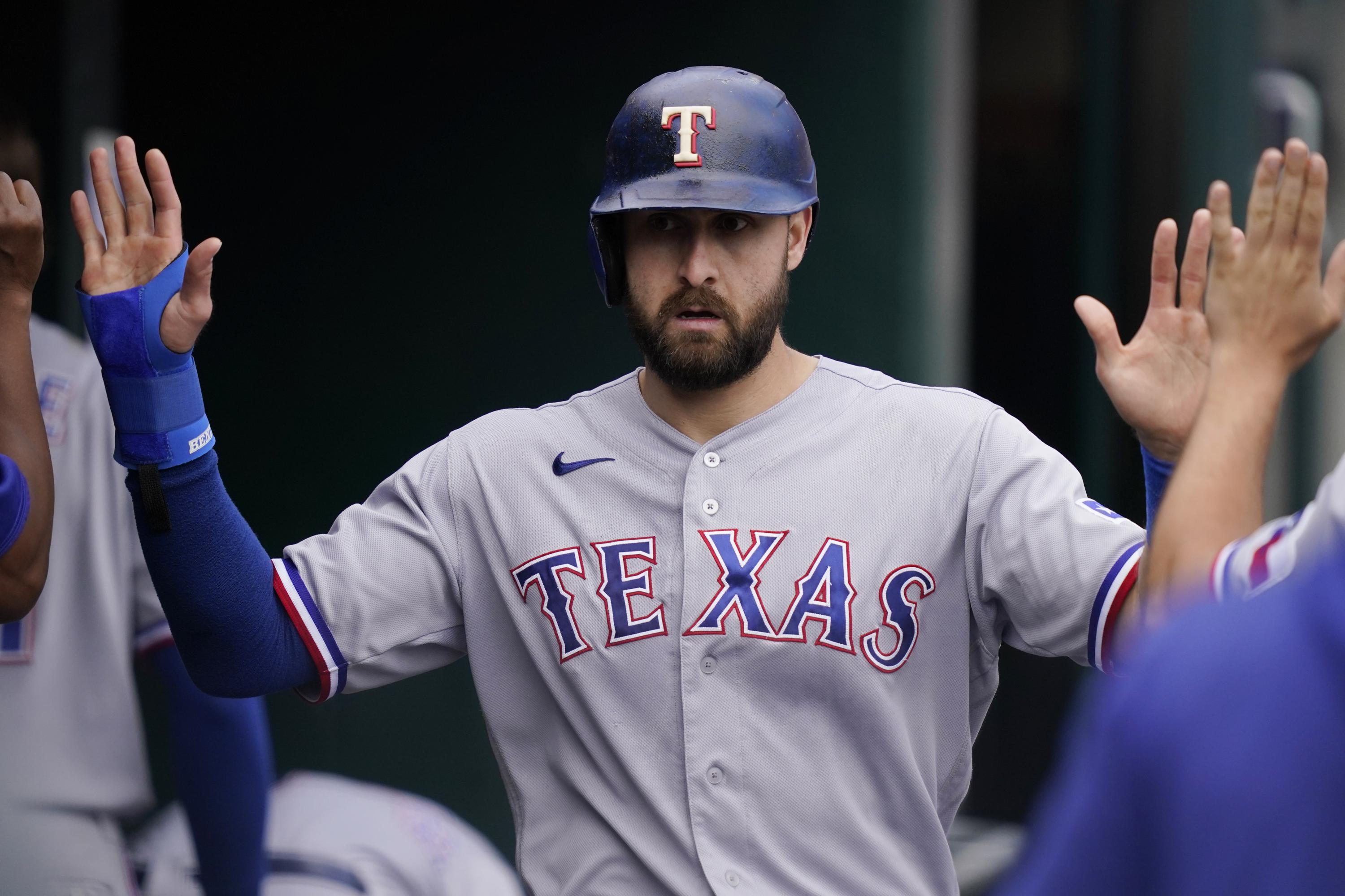Left turn: Boone says Yankees 'a lot better' with Gallo | AP News