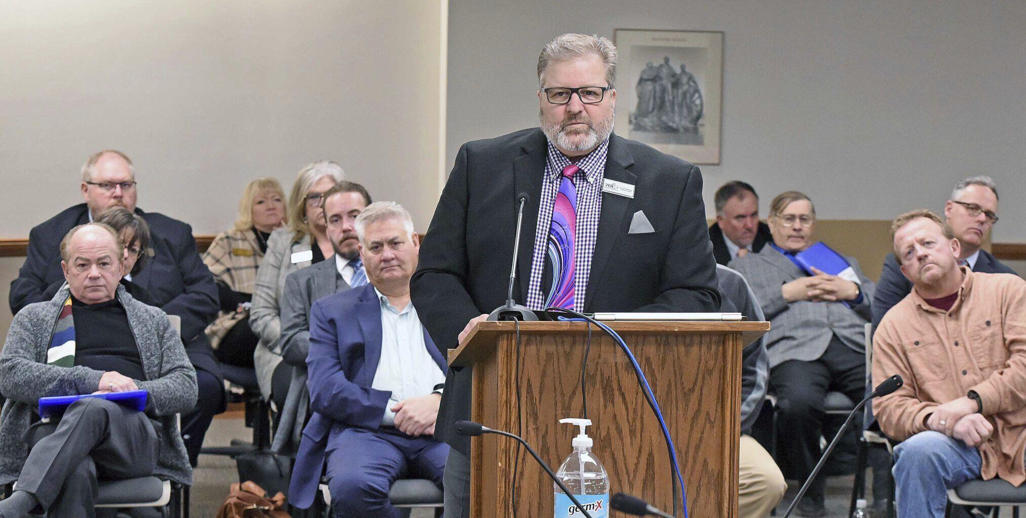 Panel keeps electronic pull tab moratorium in place AP News