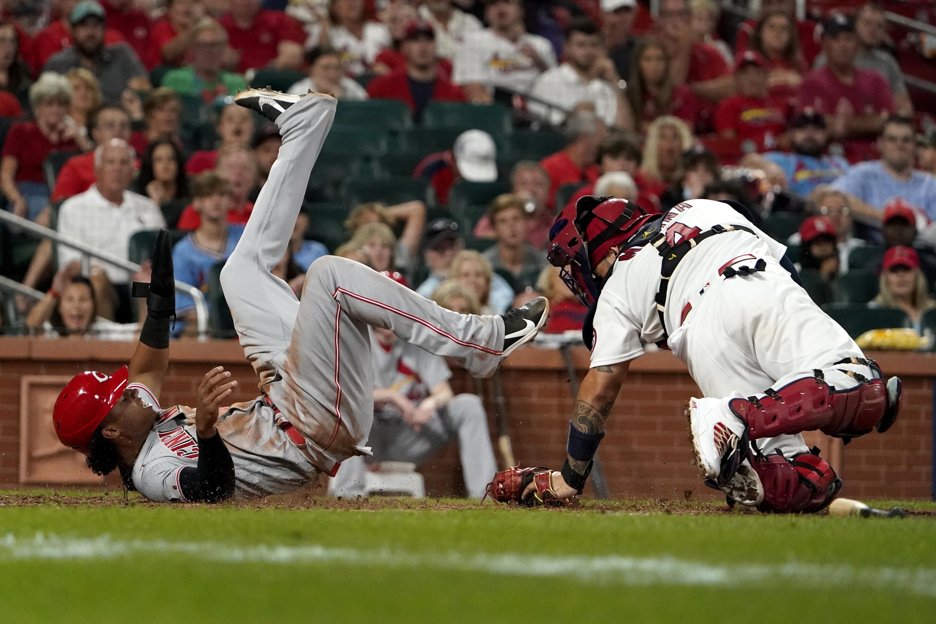 Barrero, Reds score two in ninth, beat Cardinals 42 AP News