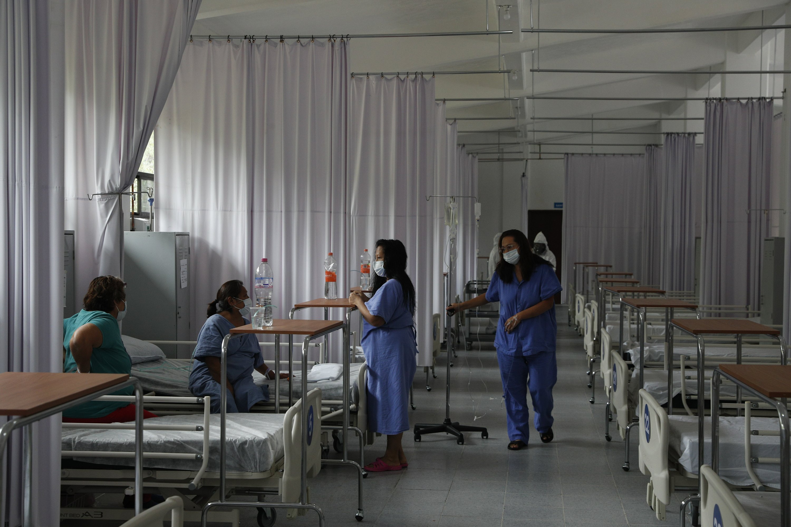 Despite COVID surge, Mexico avoids overwhelmed hospitals AP News