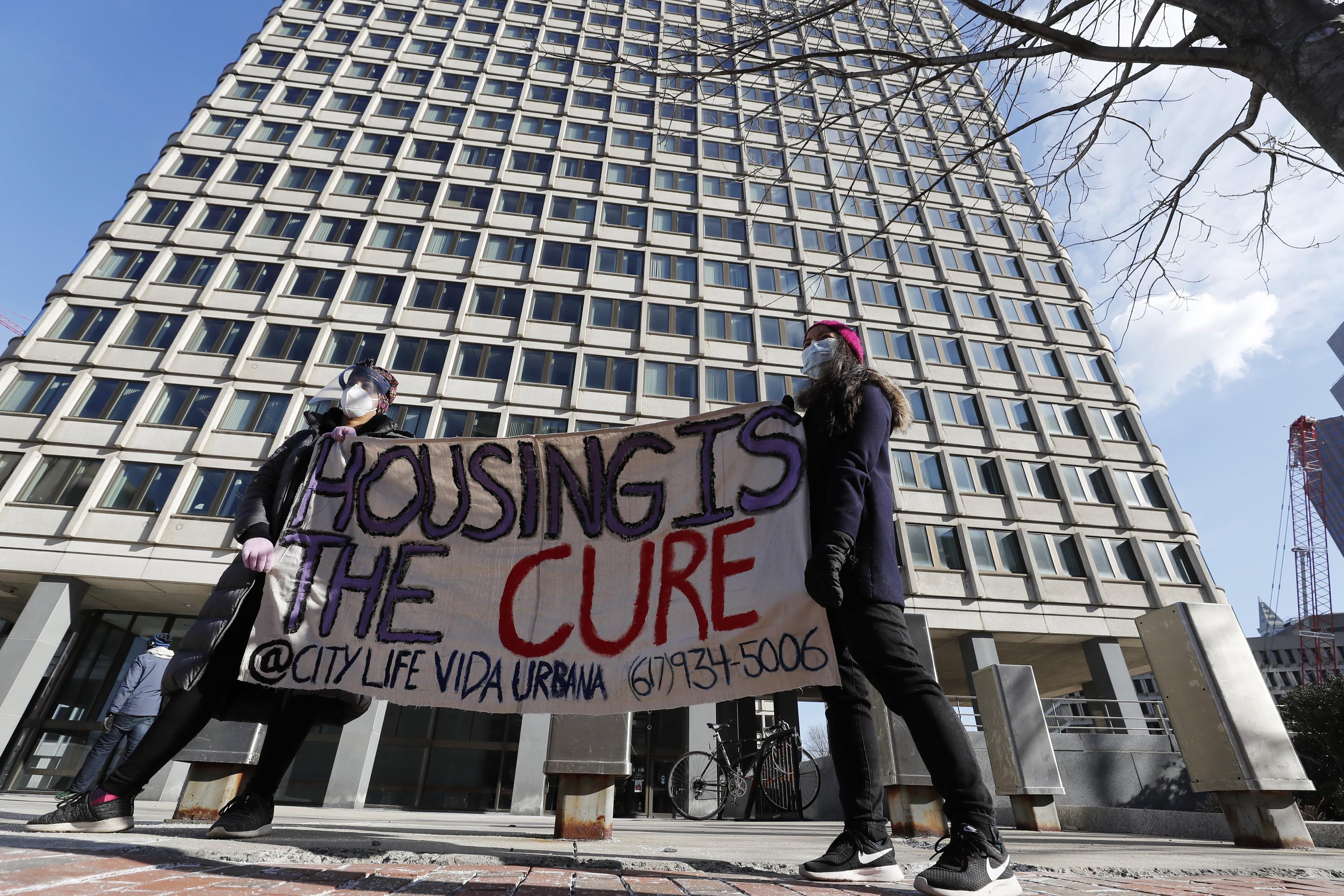 Federal Judge Strikes Down Cdc Eviction Moratorium 