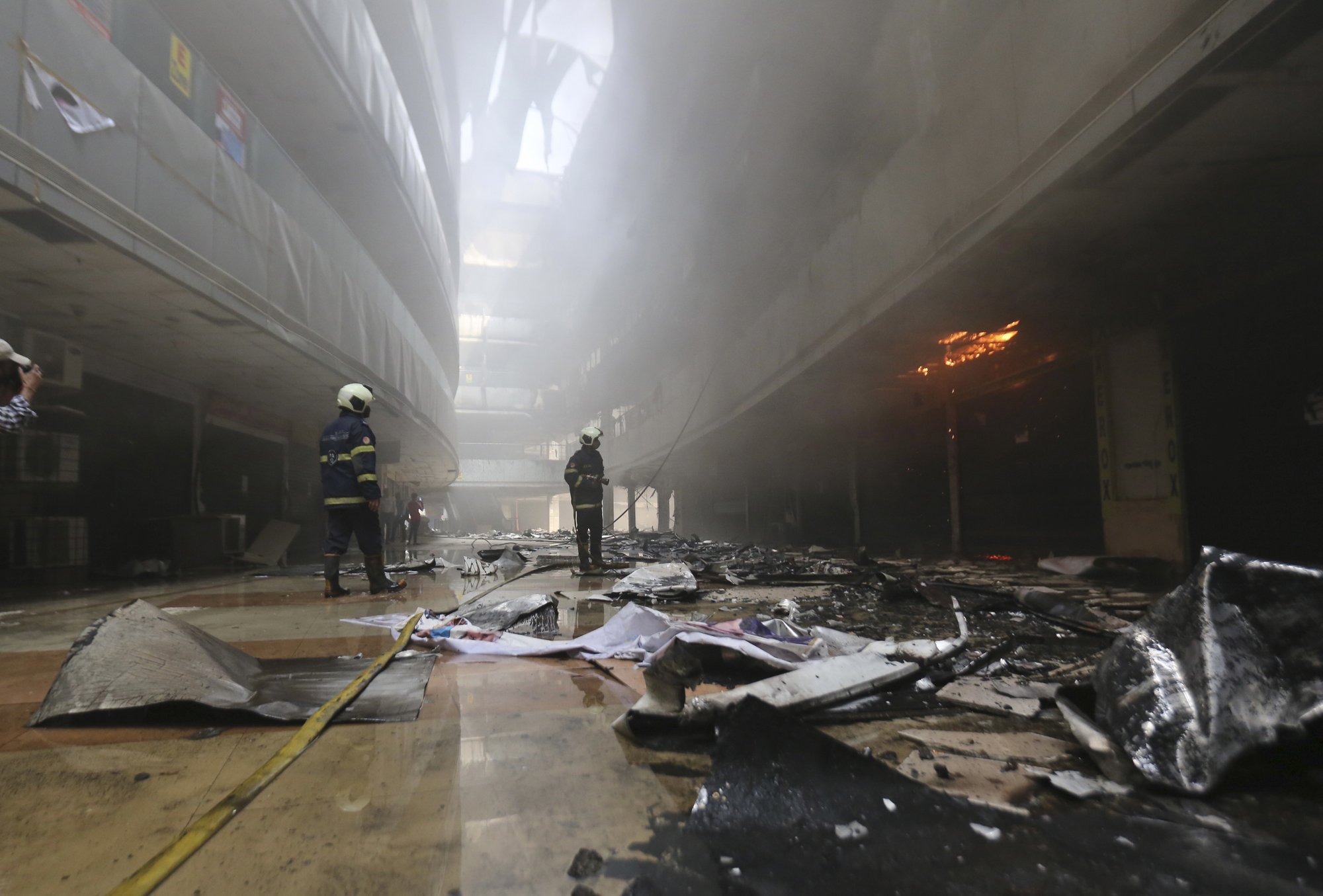 Fire In Building With Covid 19 Hospital In India Kills 10 - roblox little angels daycare nurse rools