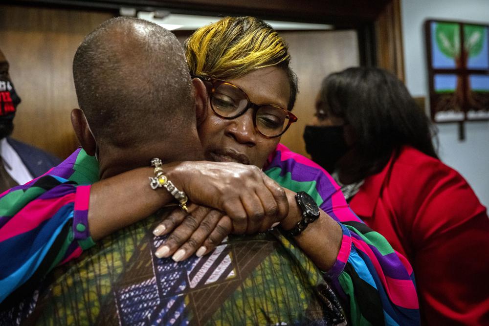 Mother of Ahmaud Arbery Says ‘God Is Good’ After 3 Men Are Found Guilty of Murder Mother of Ahmaud Arbery Says ‘God Is Good’ After 3 Men Are Found Guilty of Murder