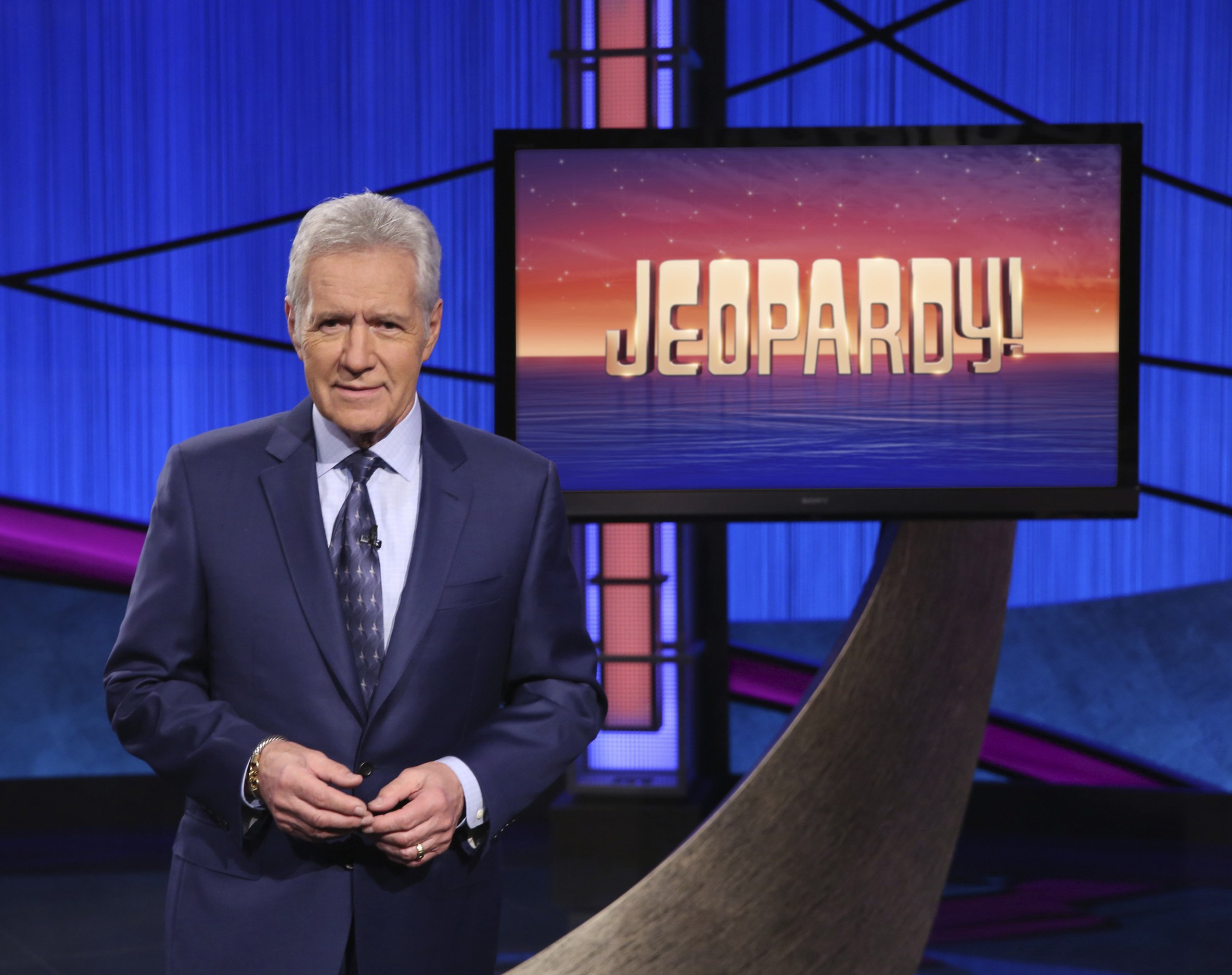 Review 'Jeopardy!' host Trebek searches for answers in book AP News