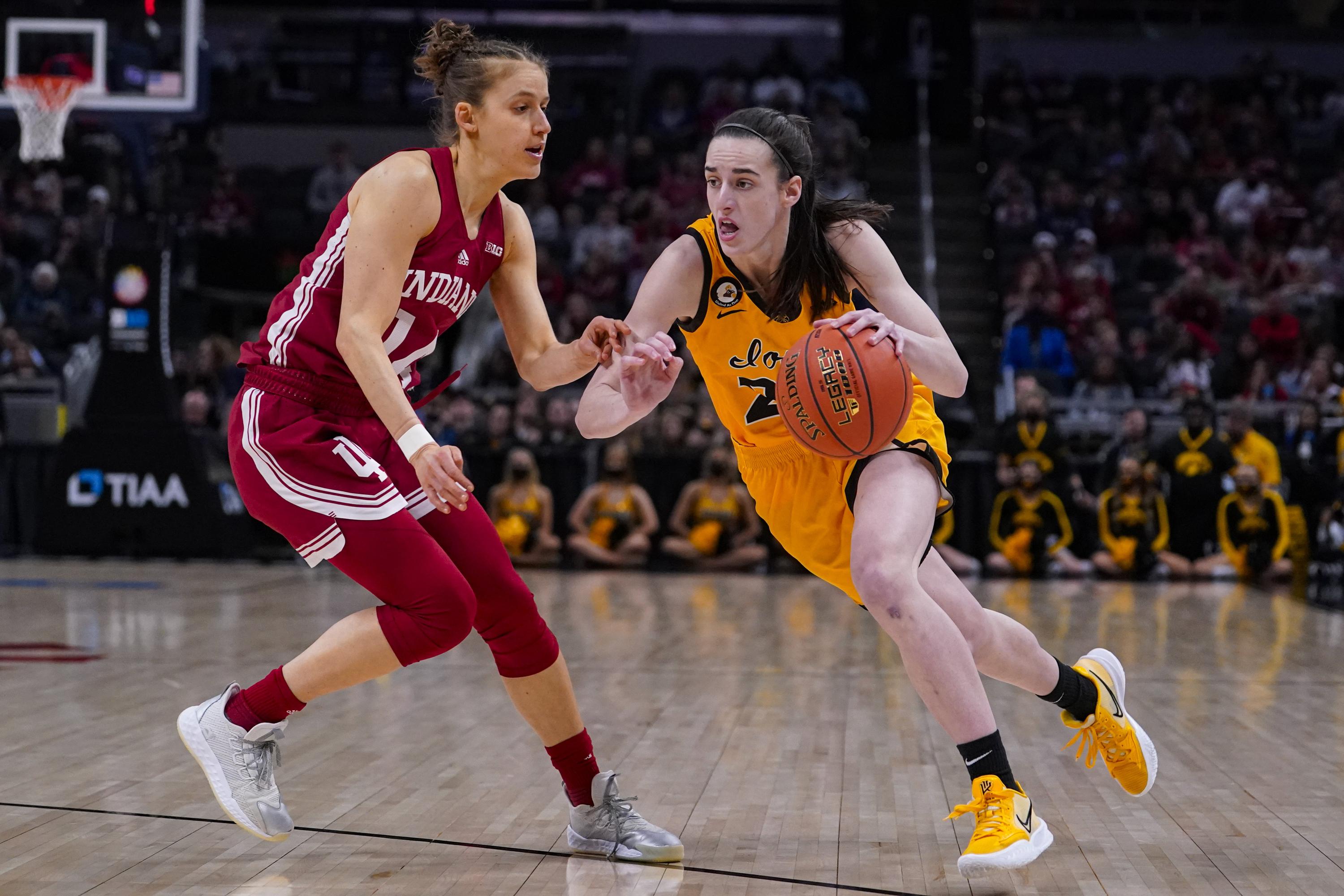 No. 12 Iowa beats No. 14 Indiana for Big Ten title, NCAA