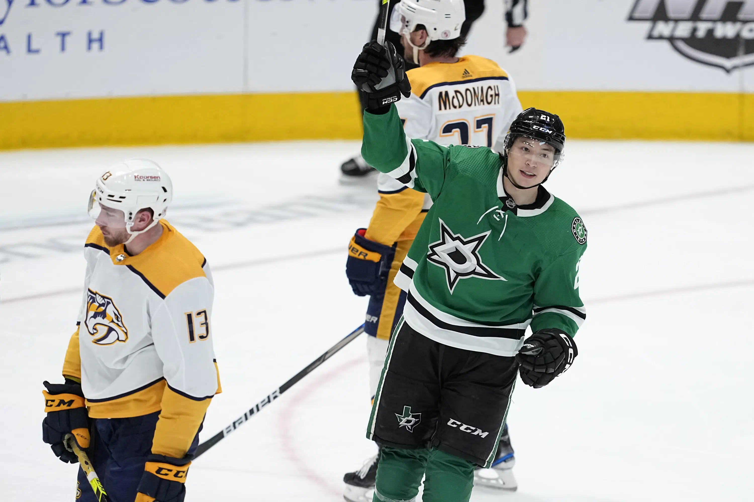 Stars clinch playoffs on Robertsons big night Wild also in Stars clinch playoffs on Robertsons big night Wild also in