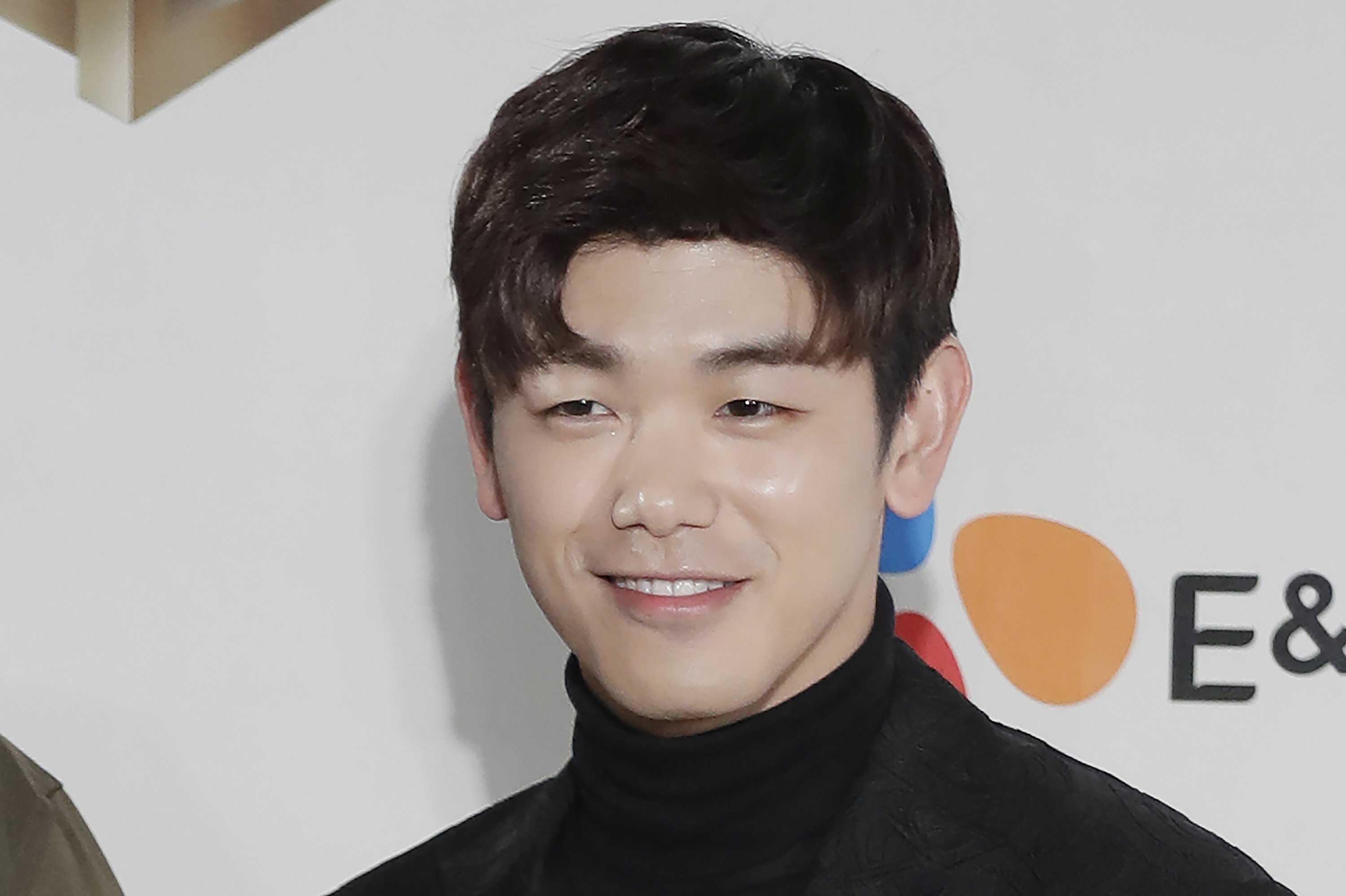 한국계 미국인 K-POP 스타가 정신 건강에 대한 인식을 높이는 한국계 미국인 K-POP 스타가 정신 건강에 대한 인식을 높이는